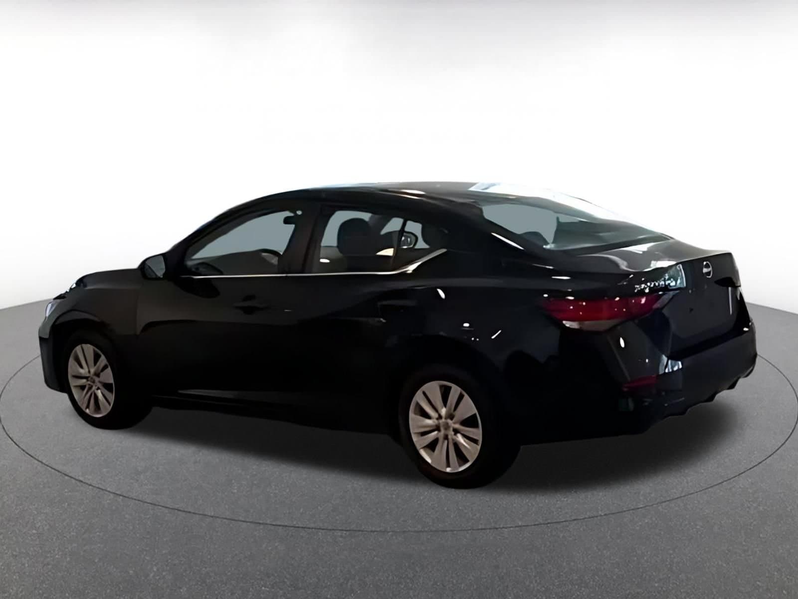 Thumbnail: 2025 Nissan Sentra - 14