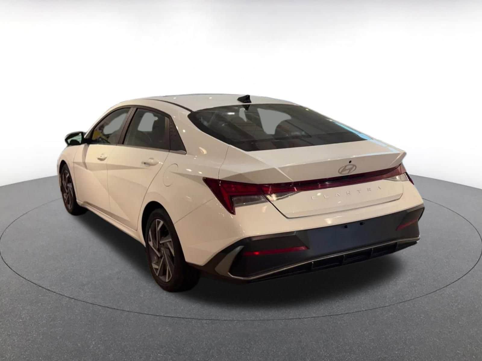 Thumbnail: 2025 Hyundai Elantra - 12