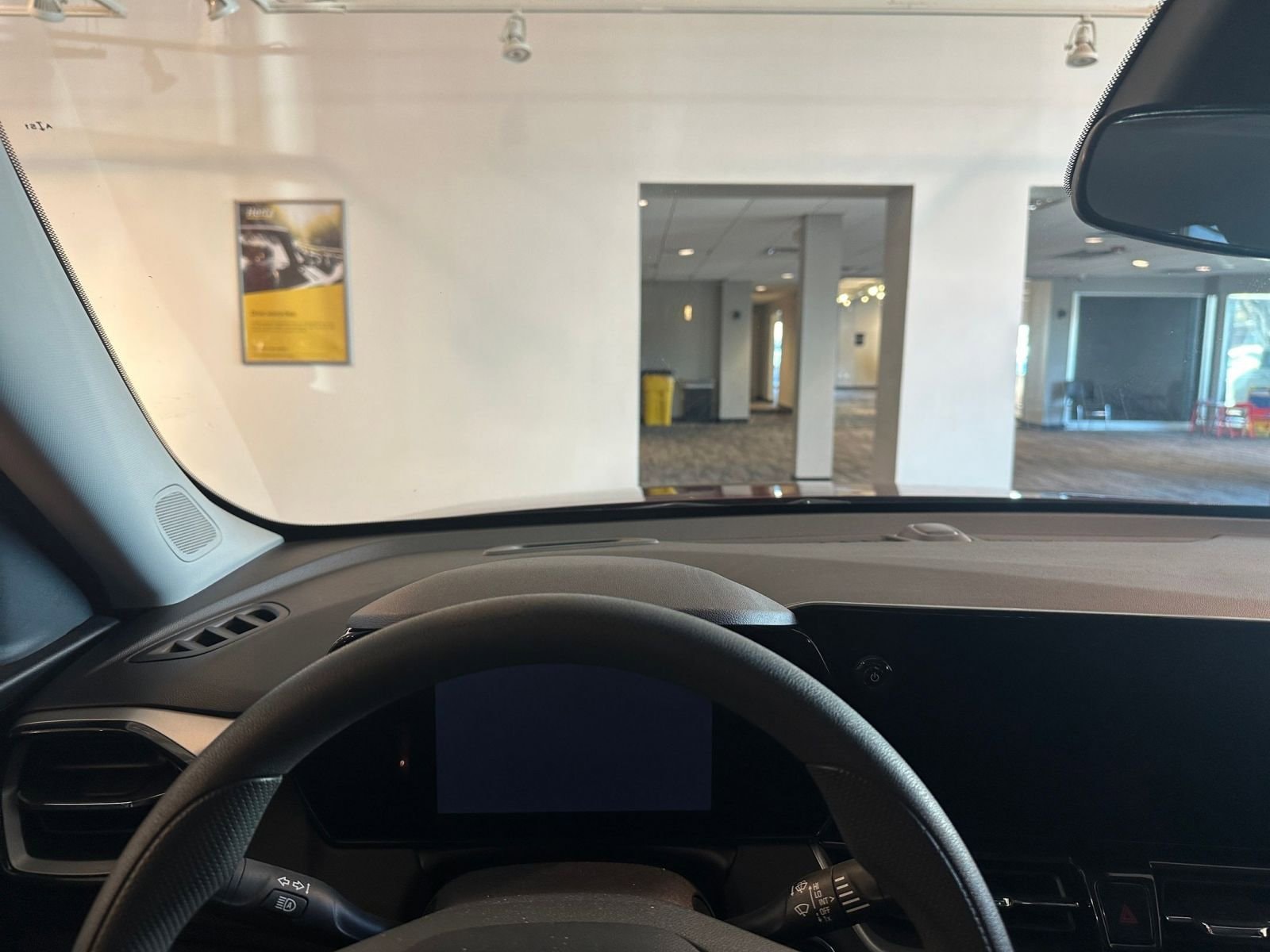 Thumbnail: 2025 Chevrolet TrailBlazer - 32