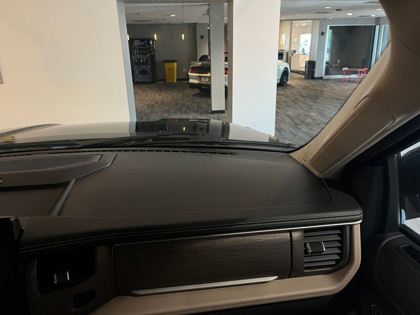 Thumbnail: 2024 Ford Expedition - 35