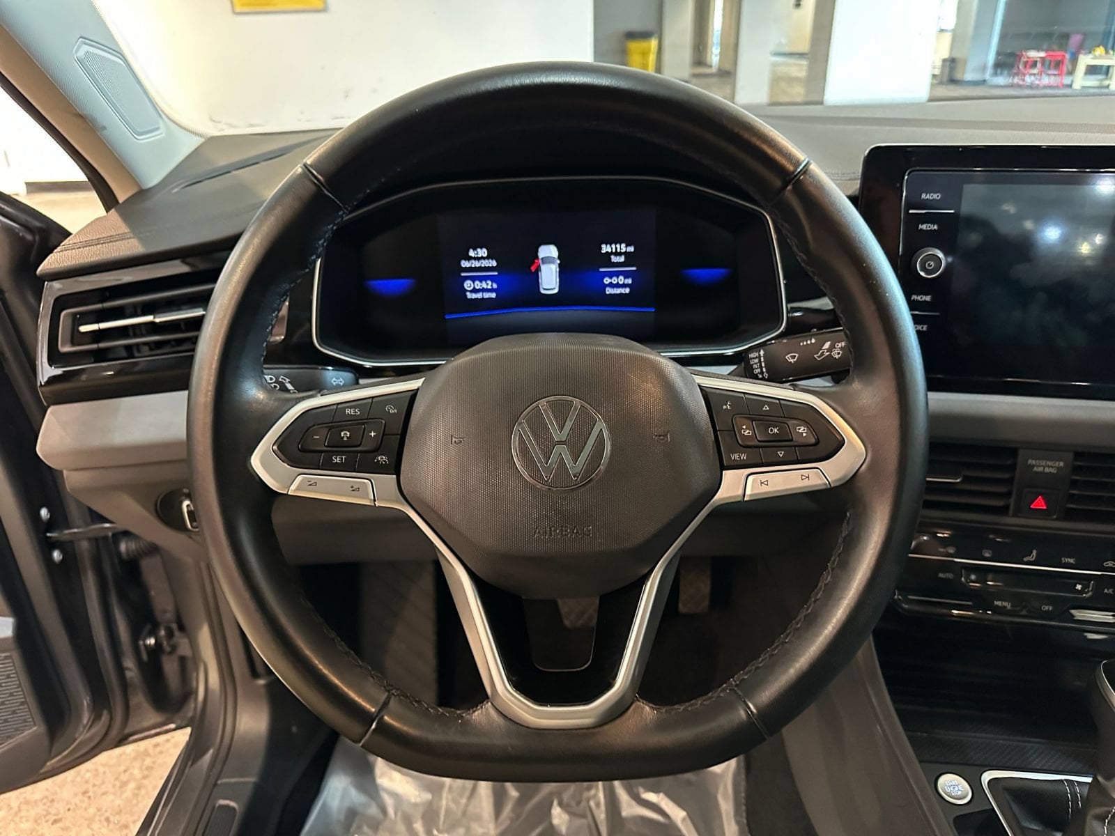 Thumbnail: 2025 Volkswagen Jetta - 27