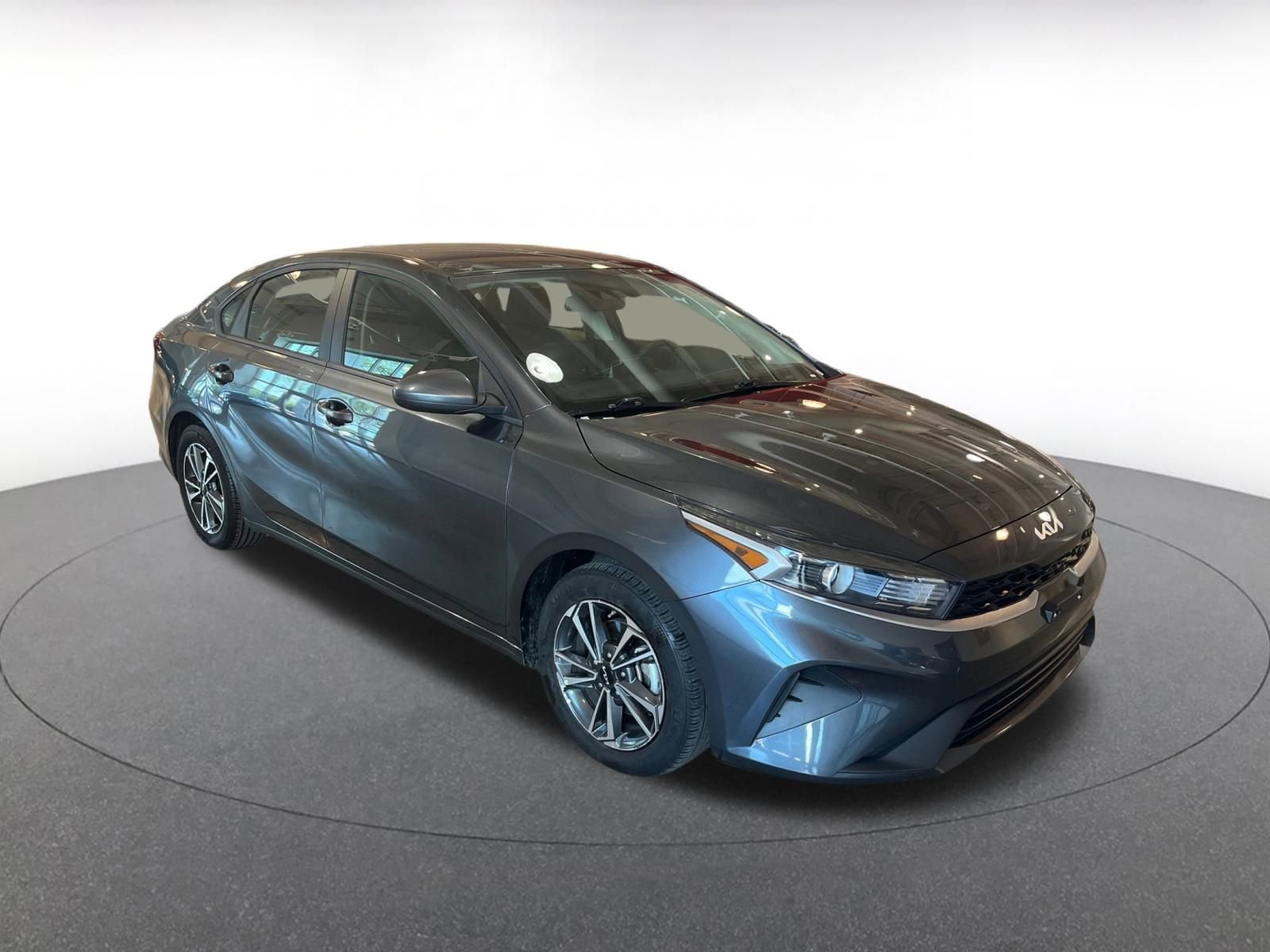 Thumbnail: 2024 Kia Forte - 1