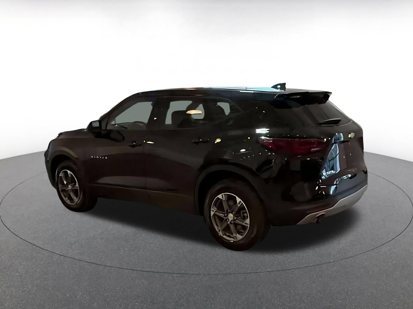 Thumbnail: 2025 Chevrolet Blazer - 14