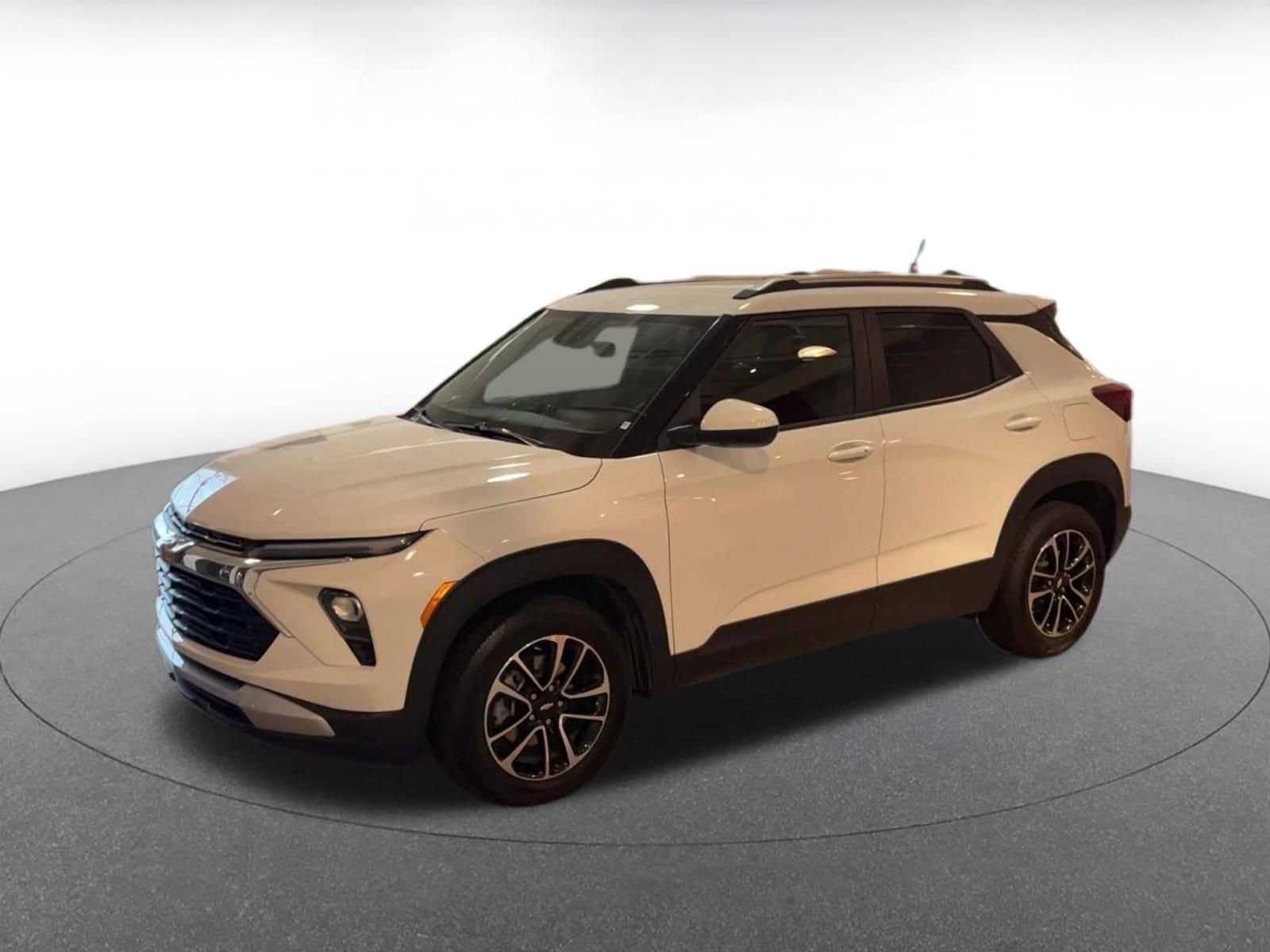 Thumbnail: 2025 Chevrolet TrailBlazer - 8