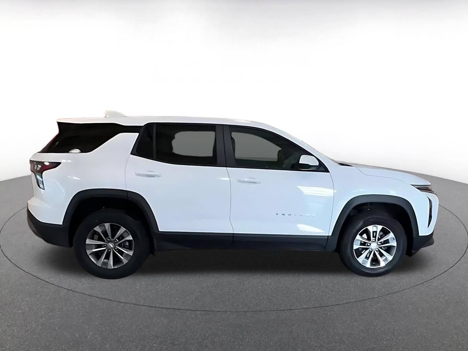 Thumbnail: 2025 Chevrolet Equinox - 14