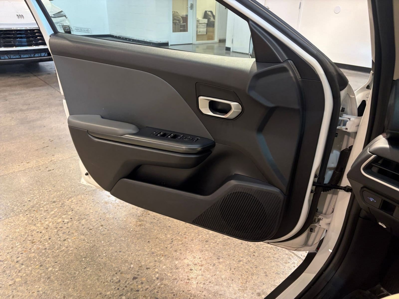 Thumbnail: 2025 Kia K4 - 20