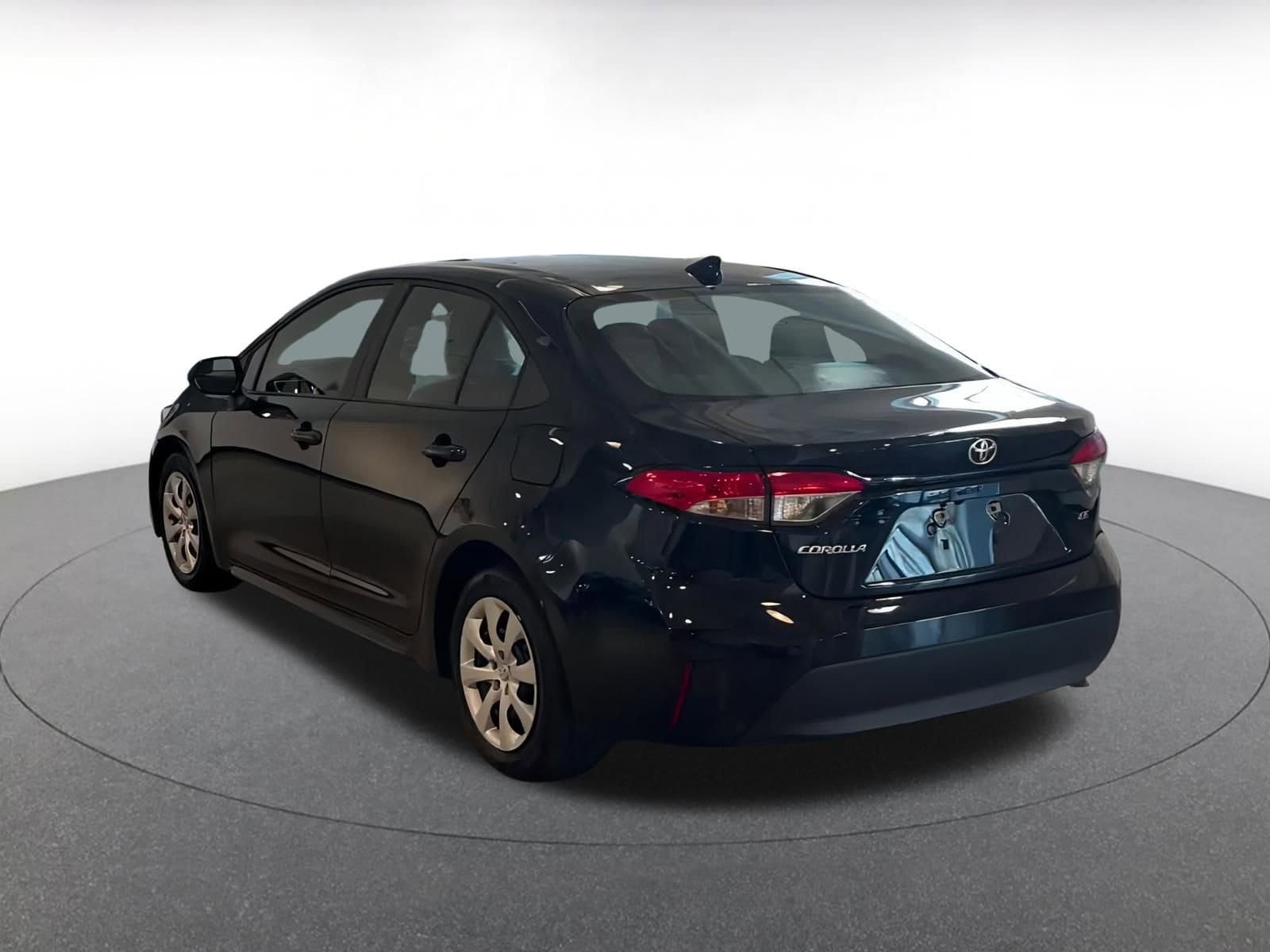 Thumbnail: 2024 Toyota Corolla - 11