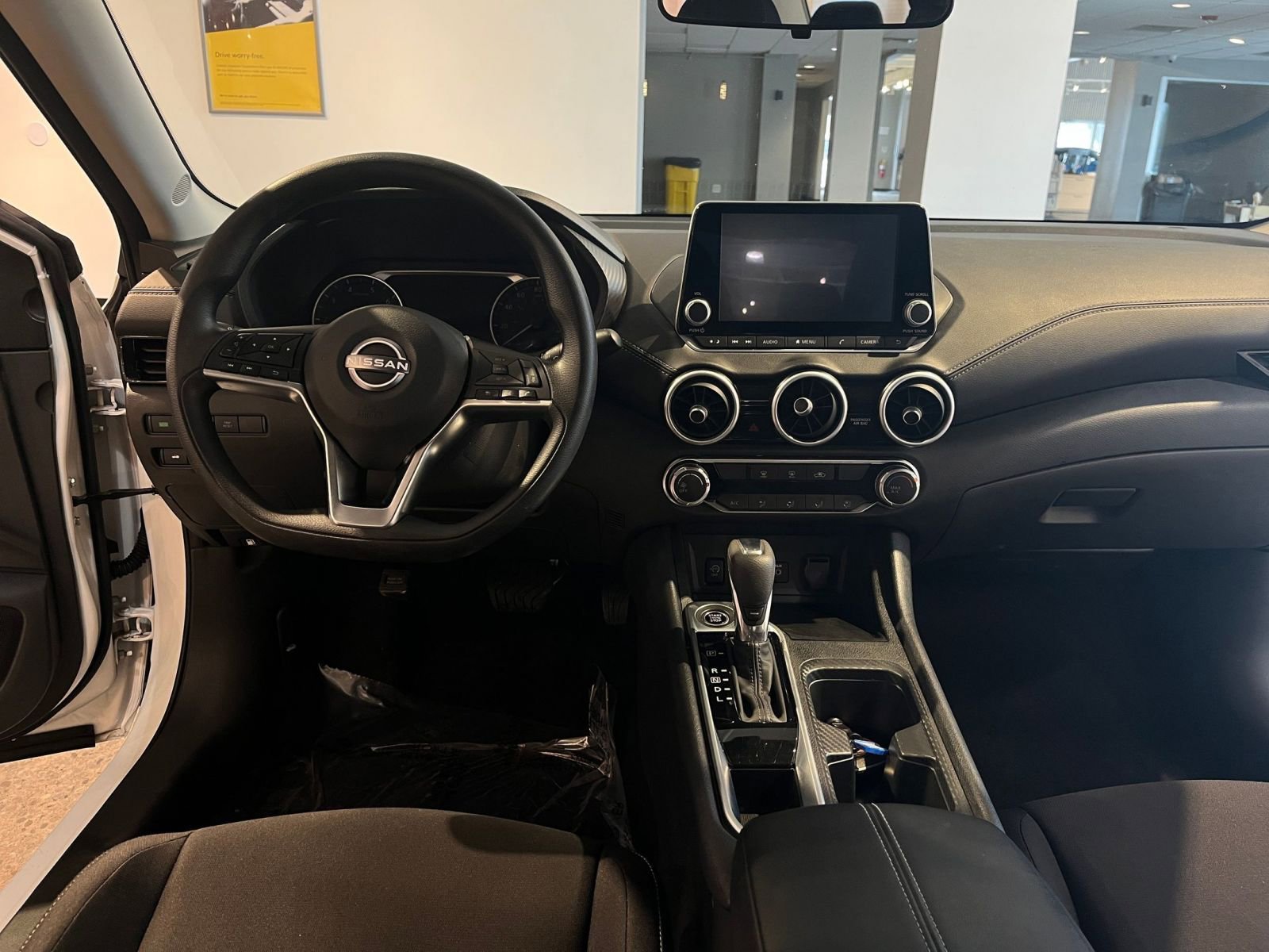 Thumbnail: 2025 Nissan Sentra - 33