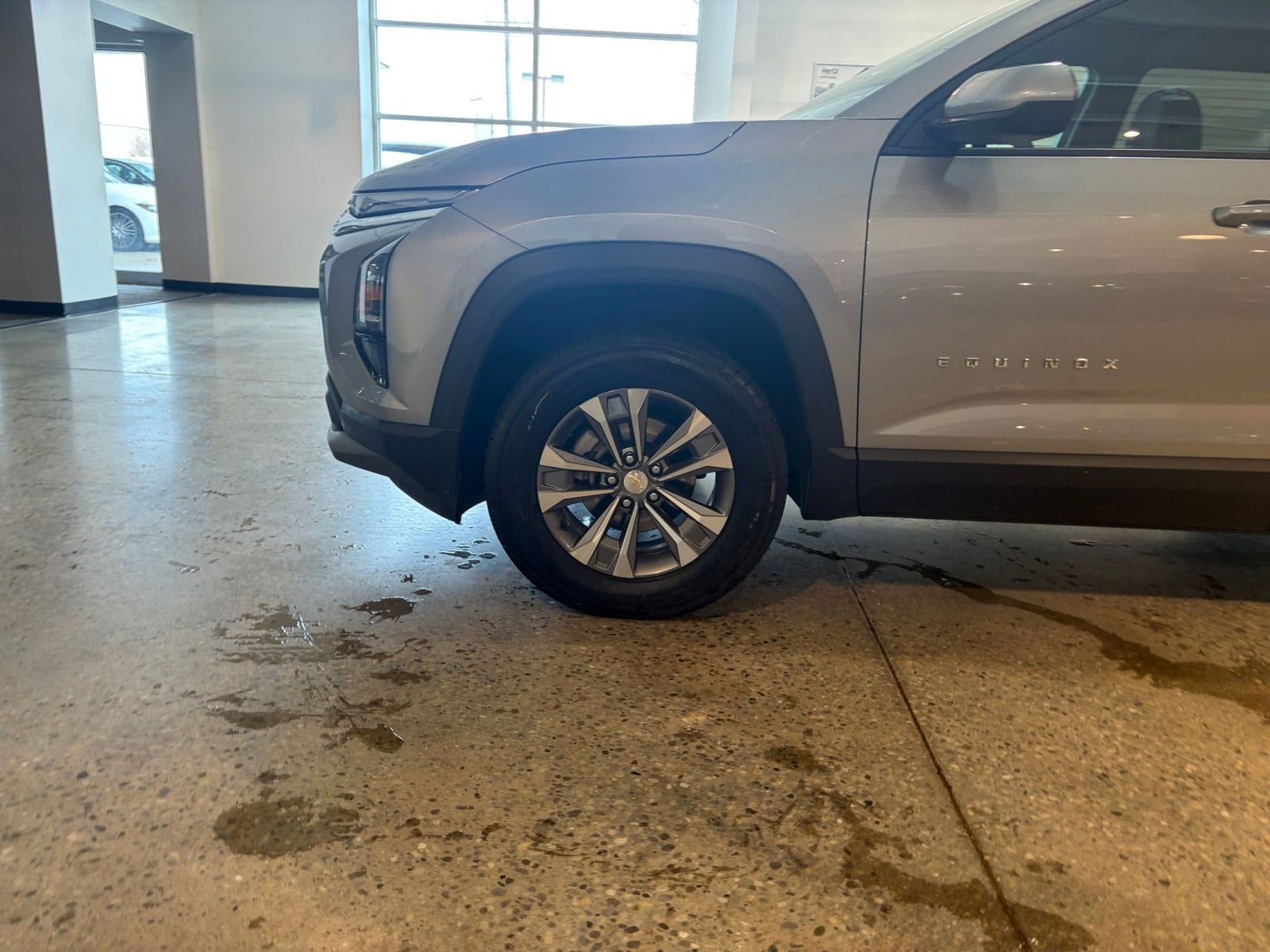 Thumbnail: 2025 Chevrolet Equinox - 10