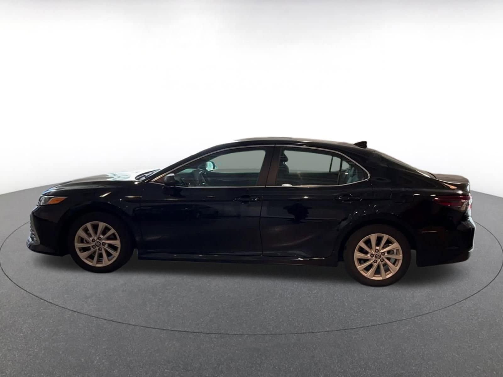 Thumbnail: 2024 Toyota Camry - 9