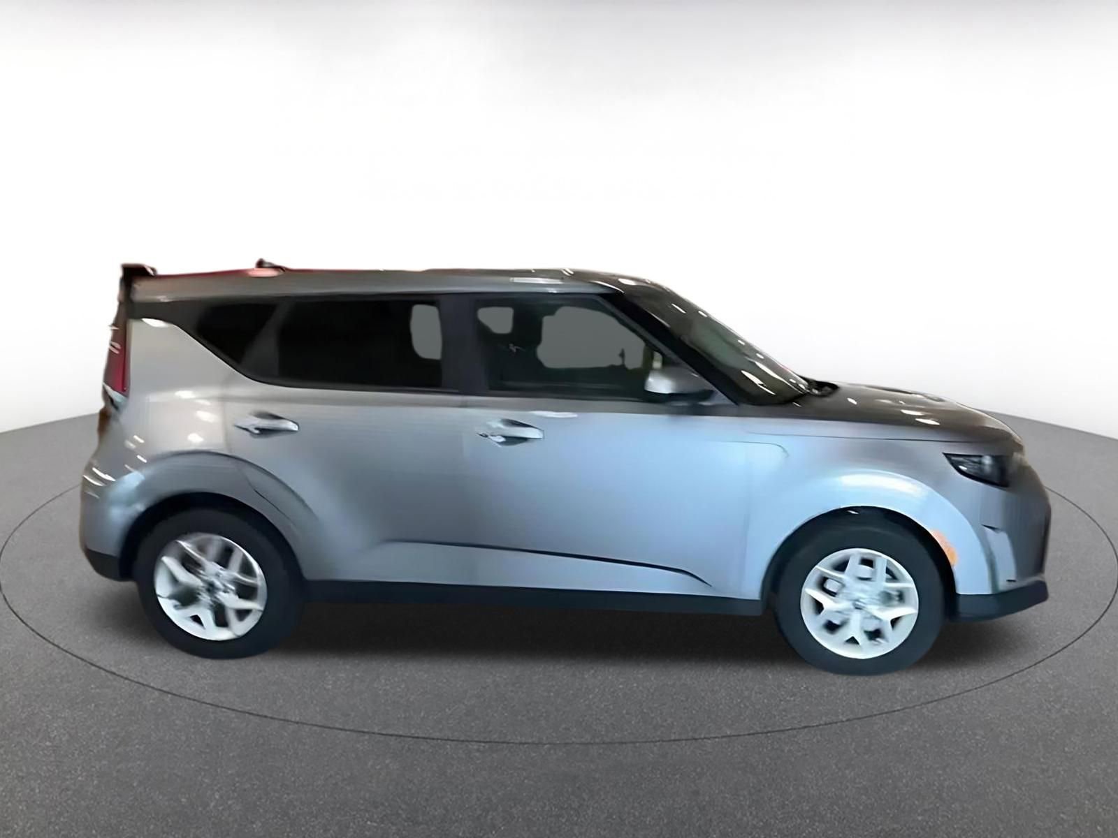 Thumbnail: 2025 Kia Soul - 14