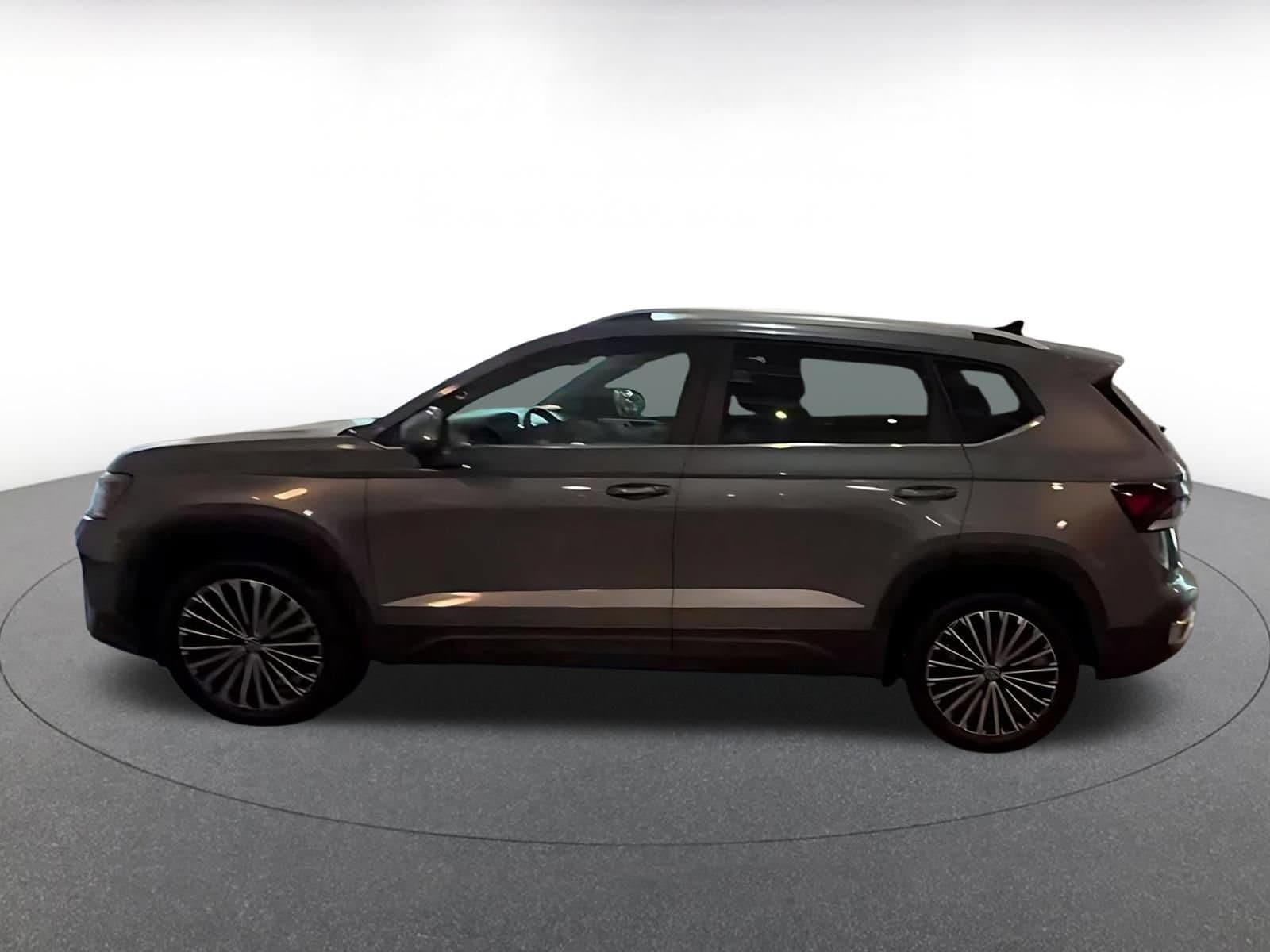 Thumbnail: 2026 Volkswagen Taos - 7