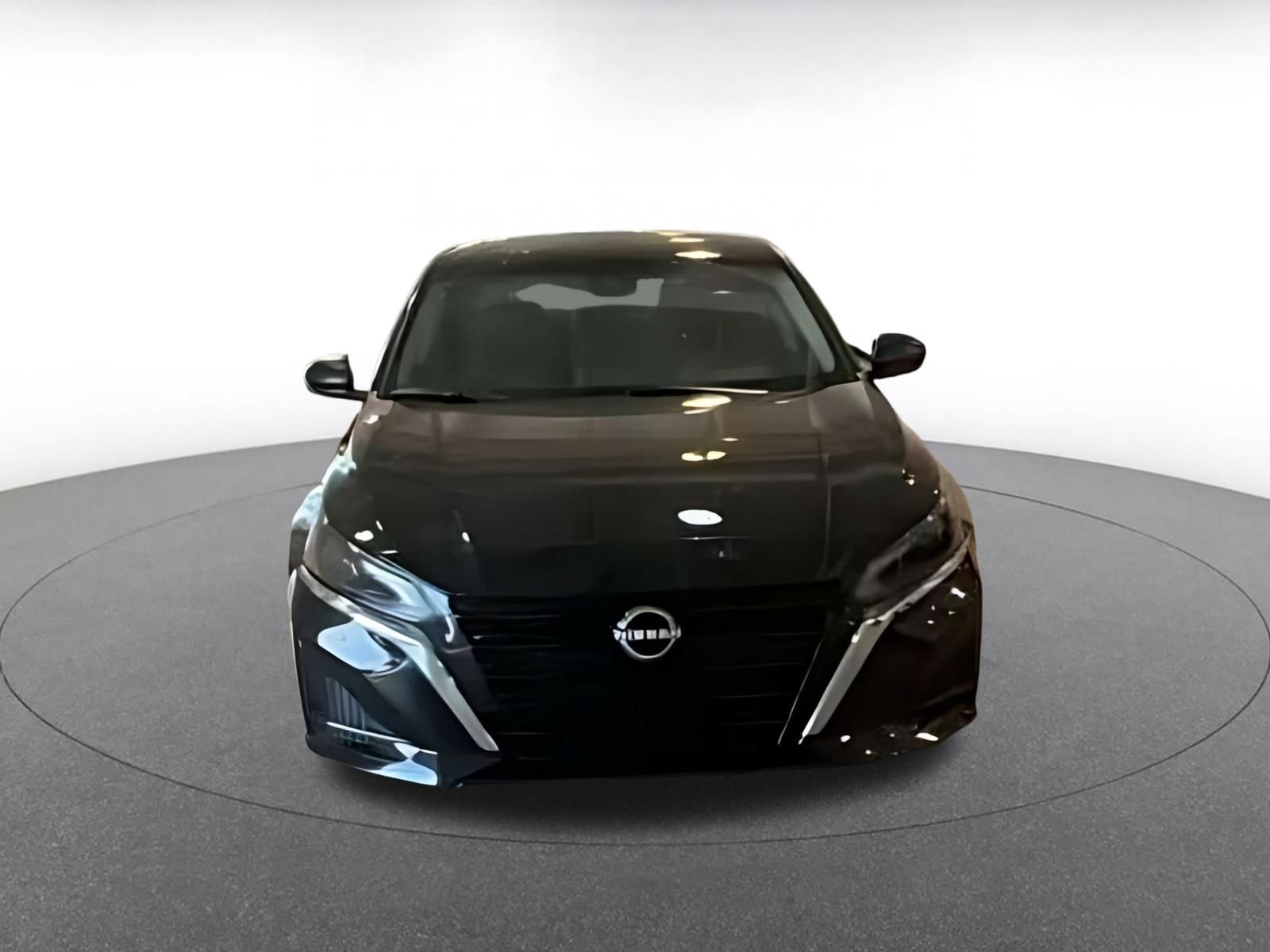 Thumbnail: 2025 Nissan Altima - 16