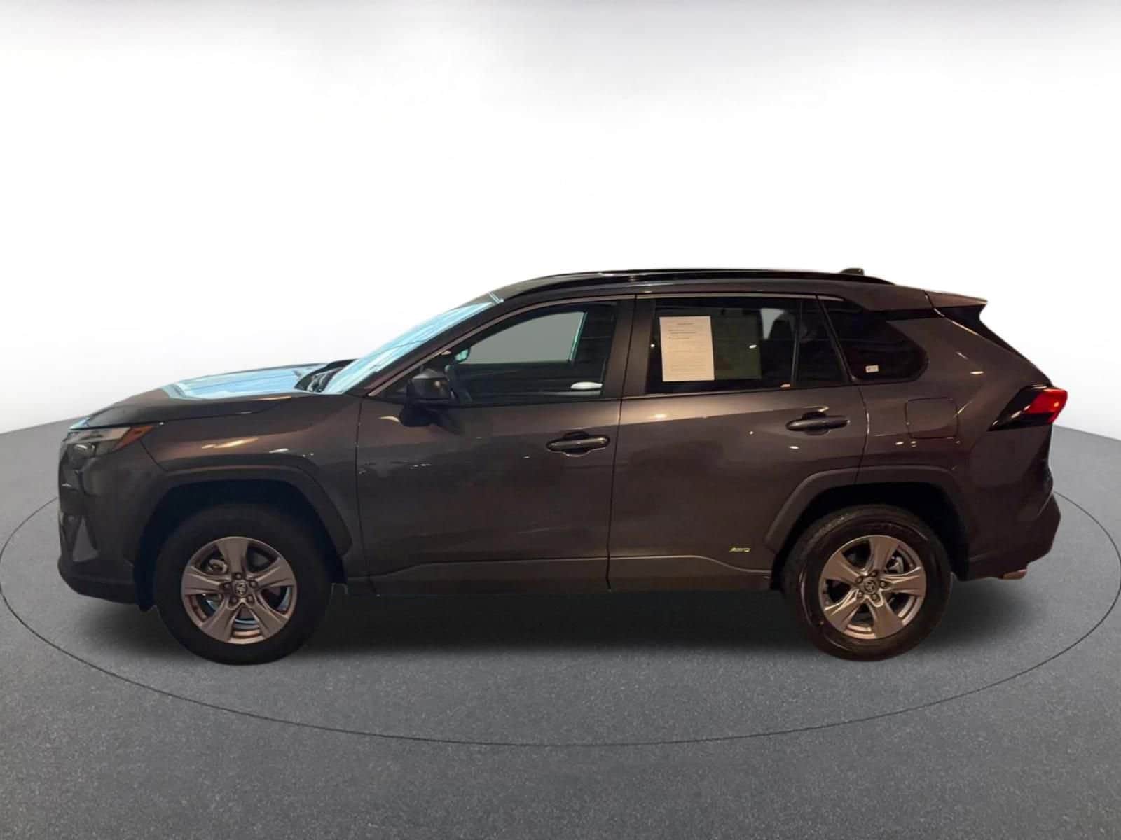 Thumbnail: 2025 Toyota RAV4 - 9