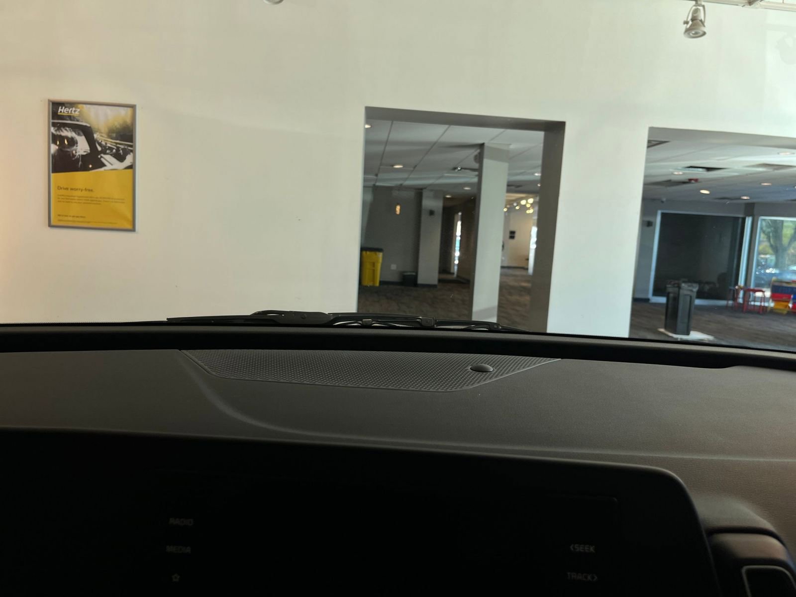 Thumbnail: 2024 Kia Sportage - 18