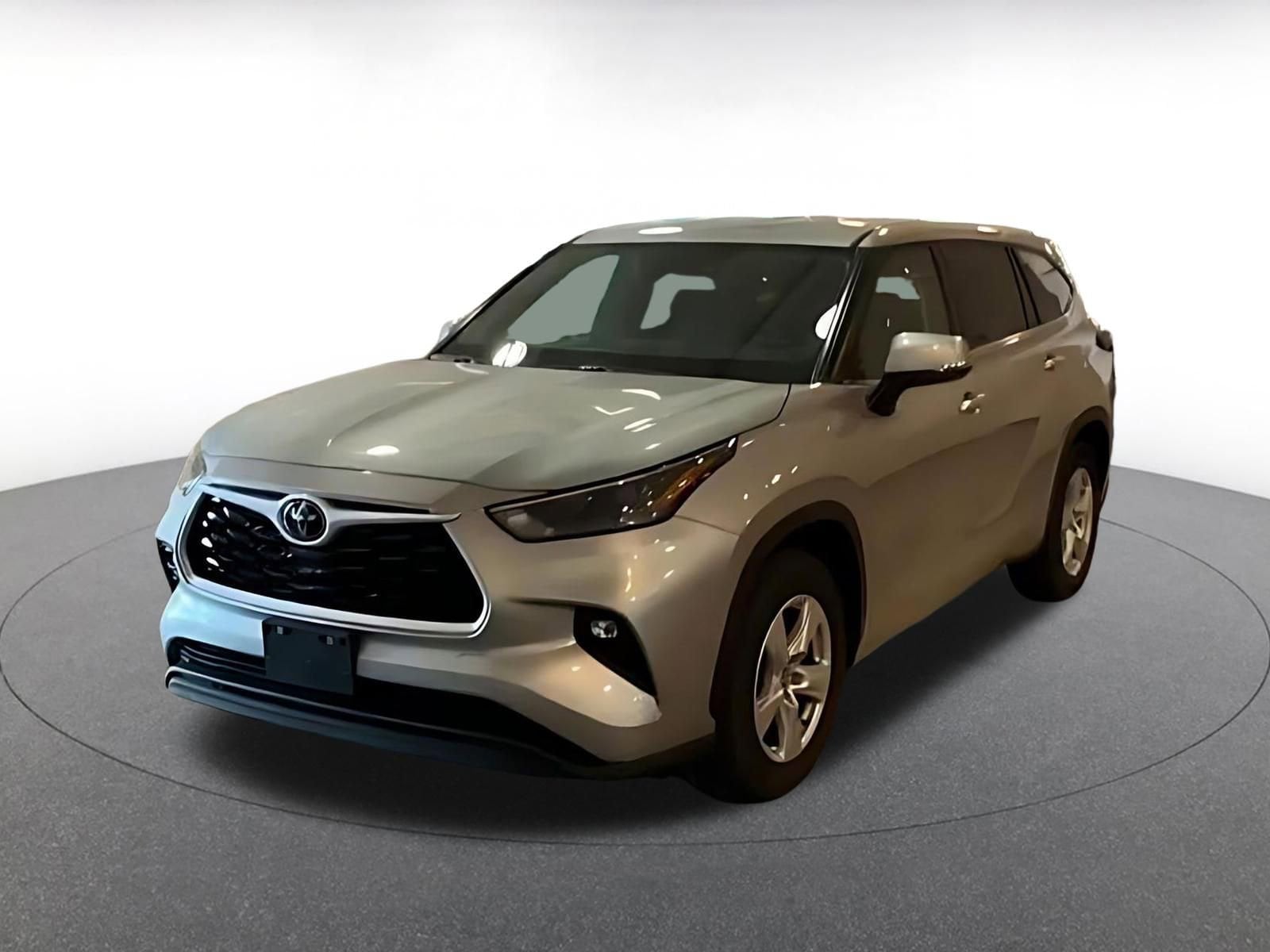 Thumbnail: 2025 Toyota Highlander - 4