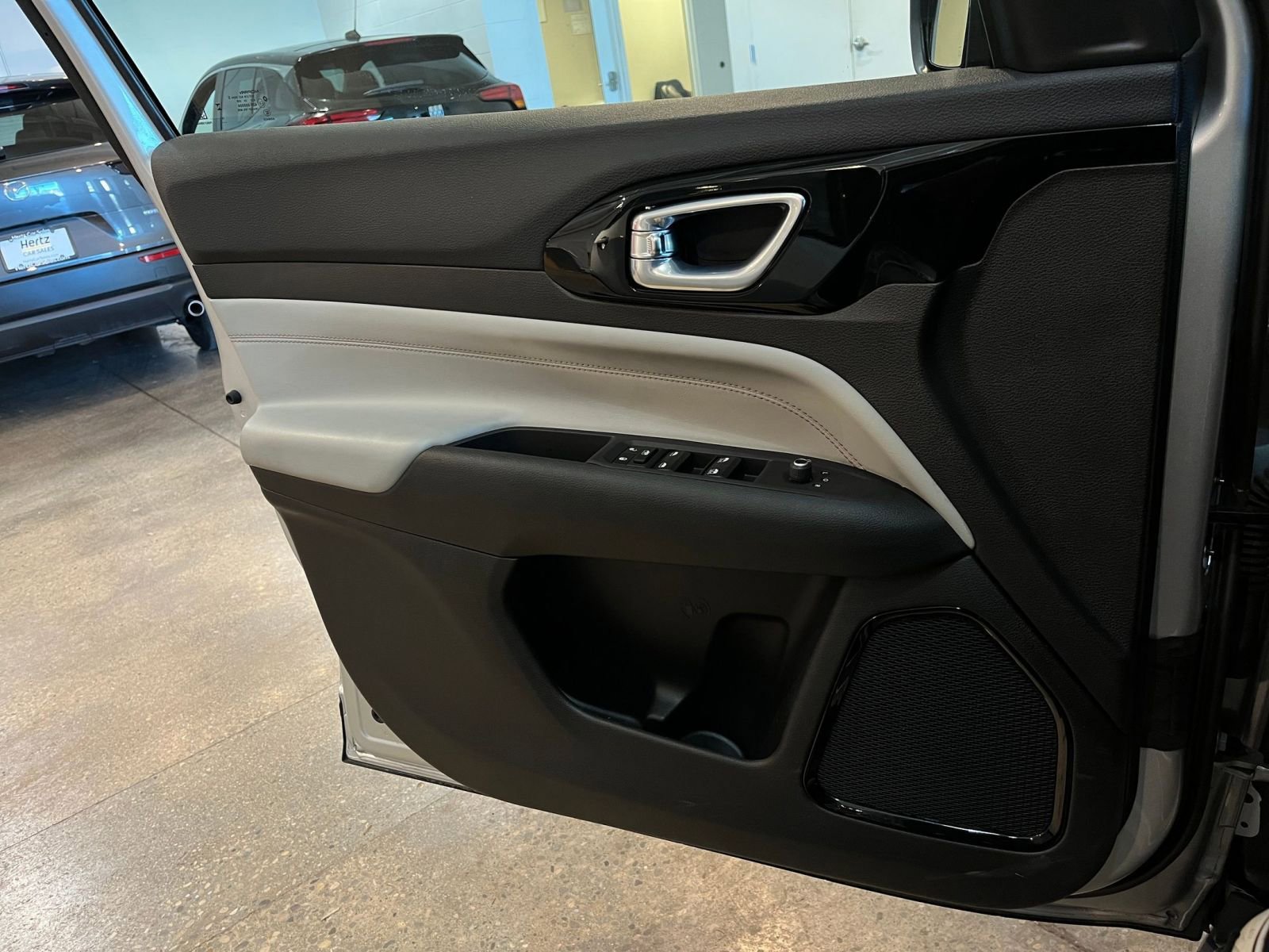 Thumbnail: 2025 Jeep Compass - 18