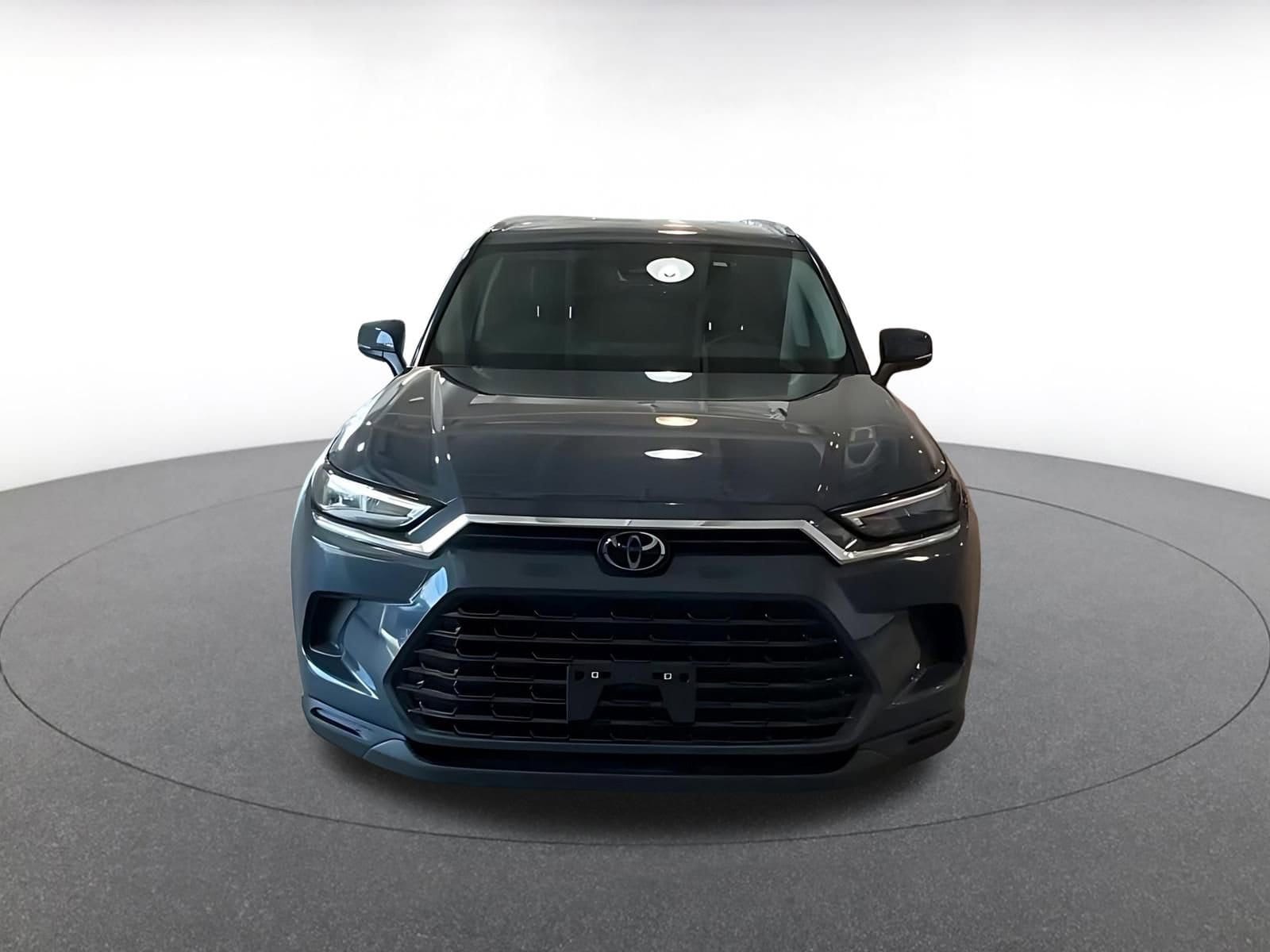 Thumbnail: 2025 Toyota Grand Highlander - 4