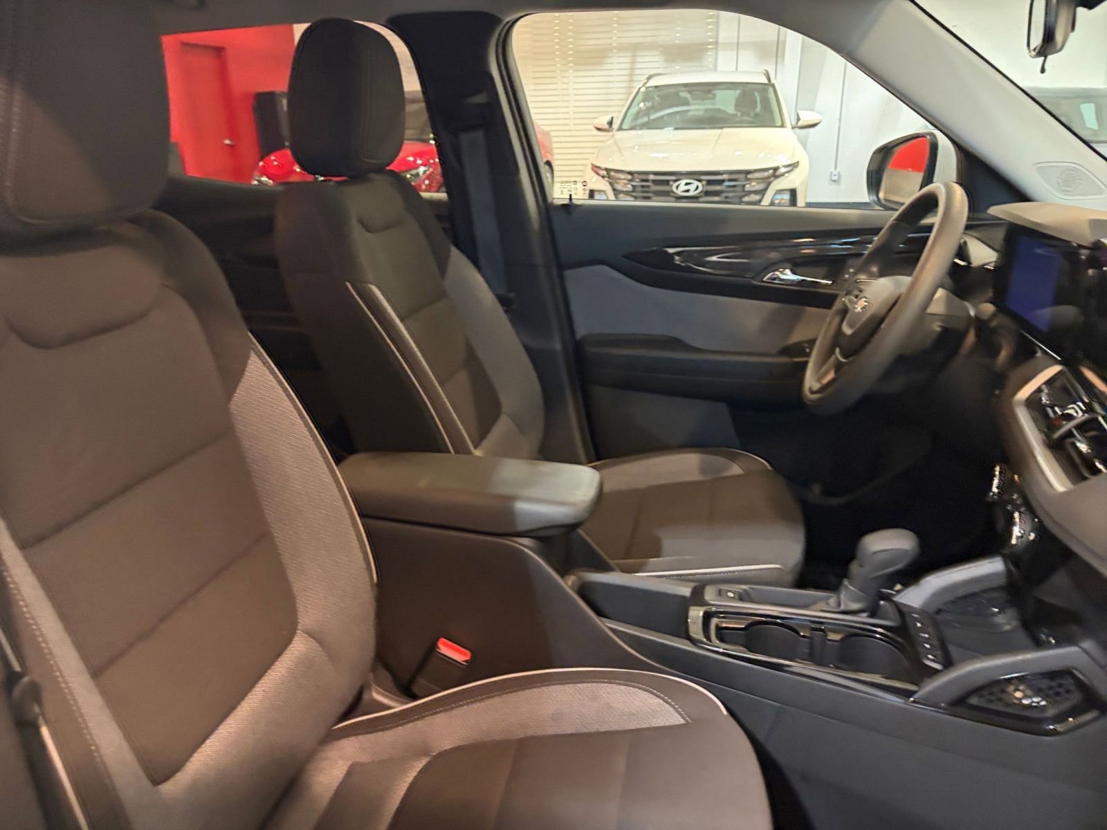 Thumbnail: 2025 Chevrolet TrailBlazer - 34