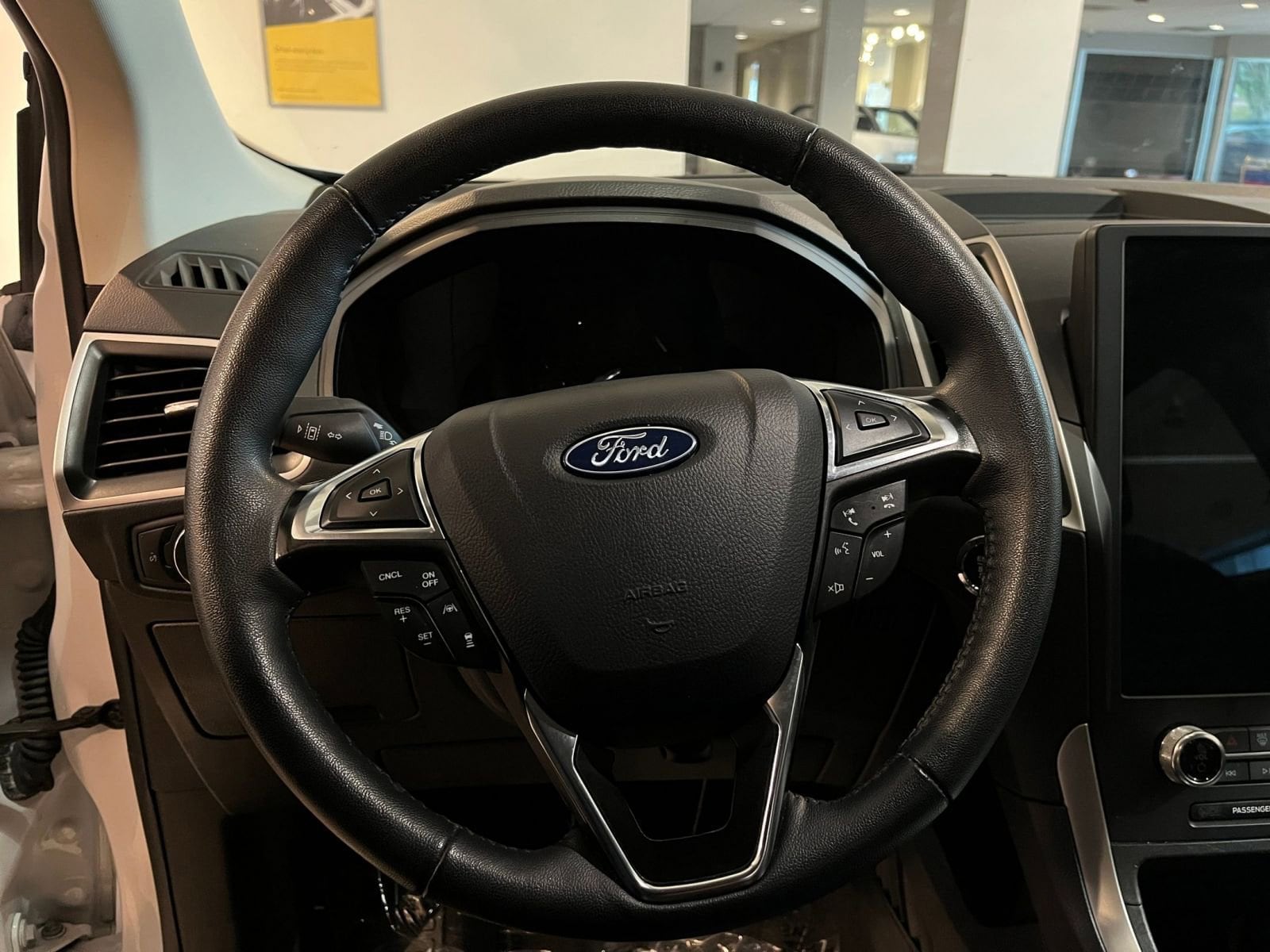 Thumbnail: 2024 Ford Edge - 28