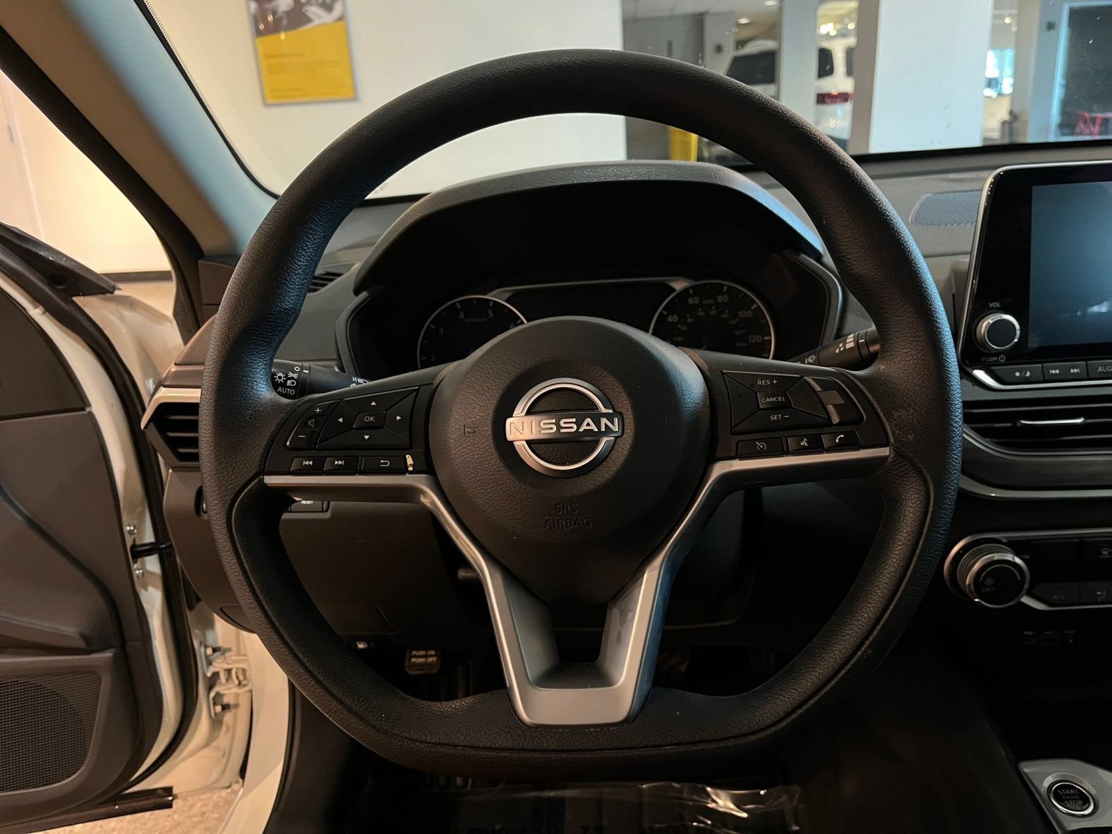 Thumbnail: 2025 Nissan Altima - 23