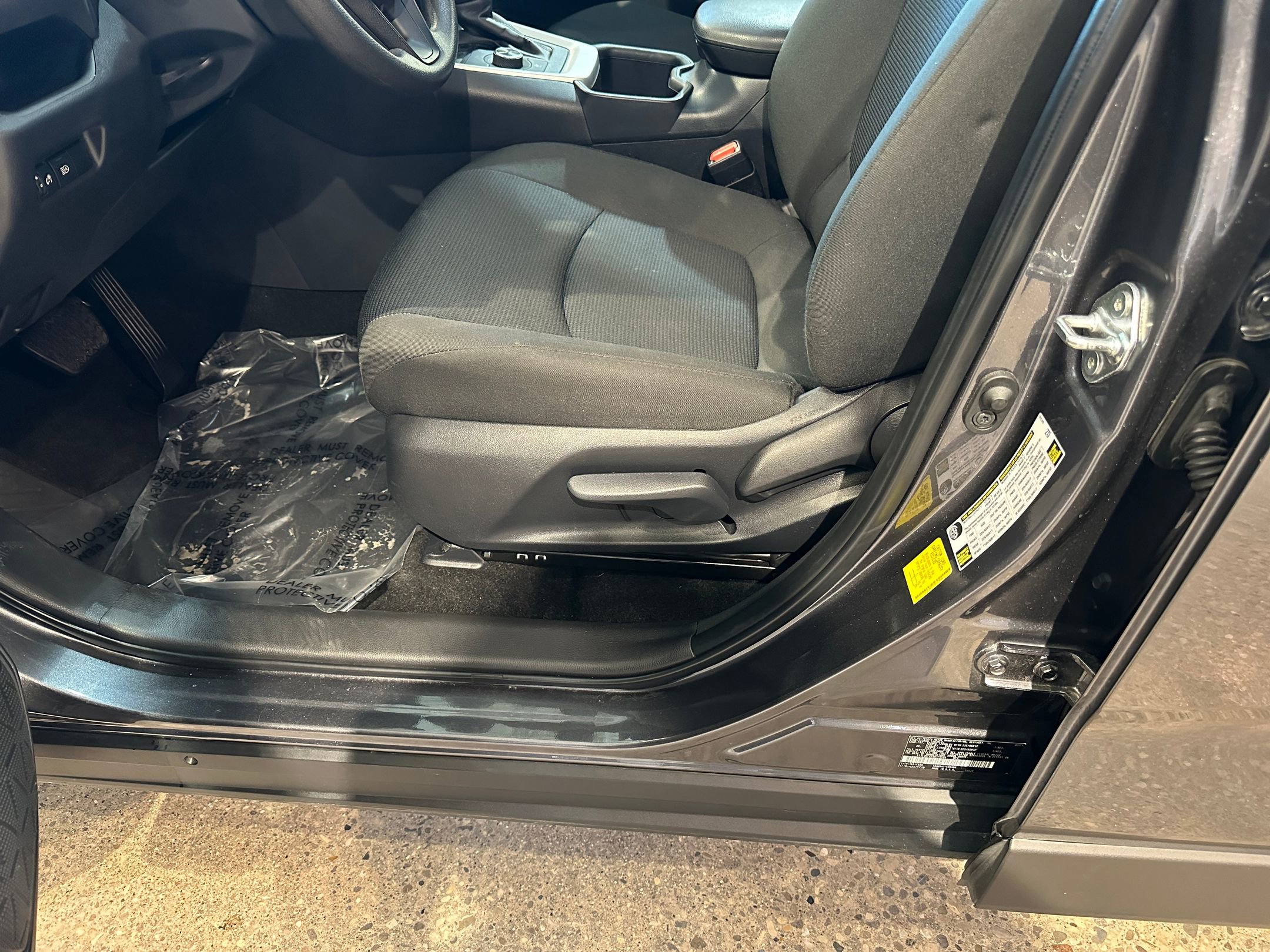 Thumbnail: 2025 Toyota RAV4 - 23