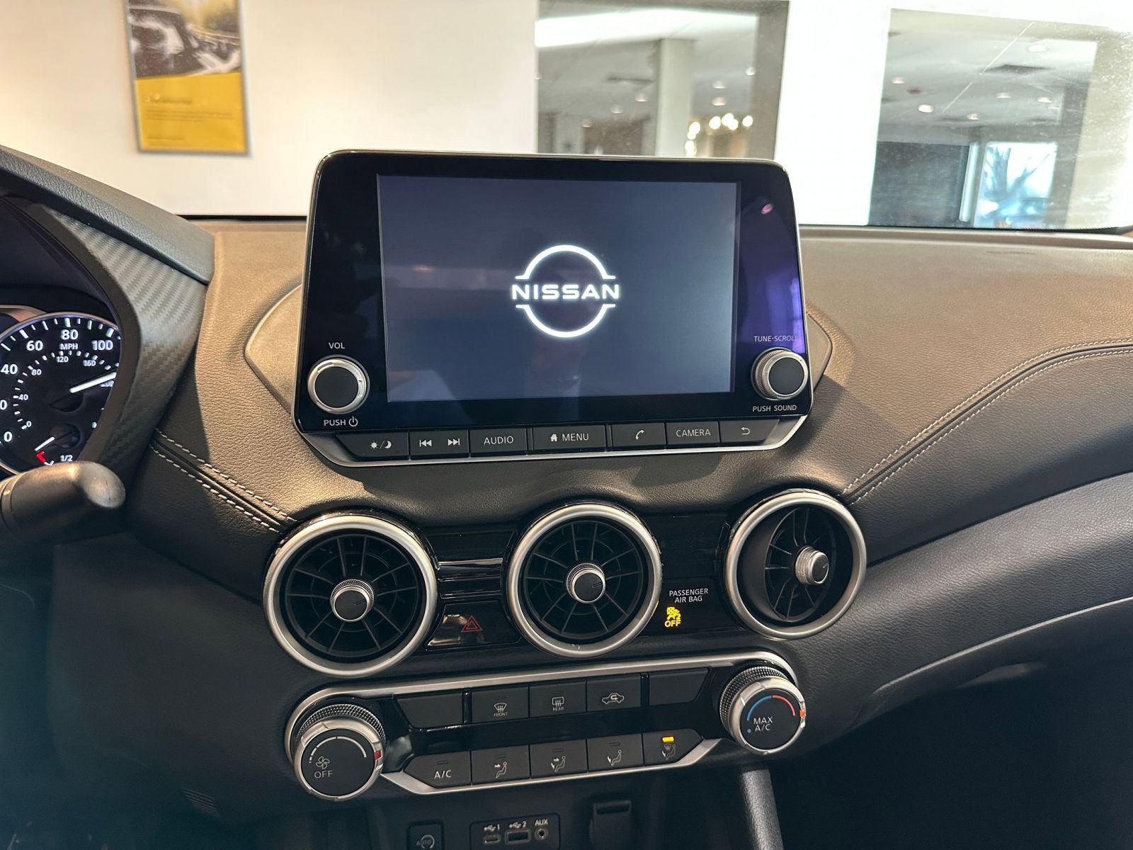 Thumbnail: 2025 Nissan Sentra - 18