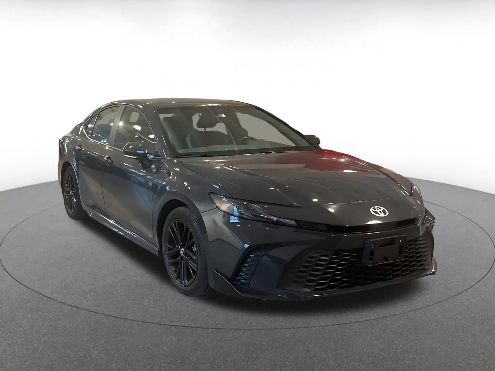 Thumbnail: 2025 Toyota Camry - 3