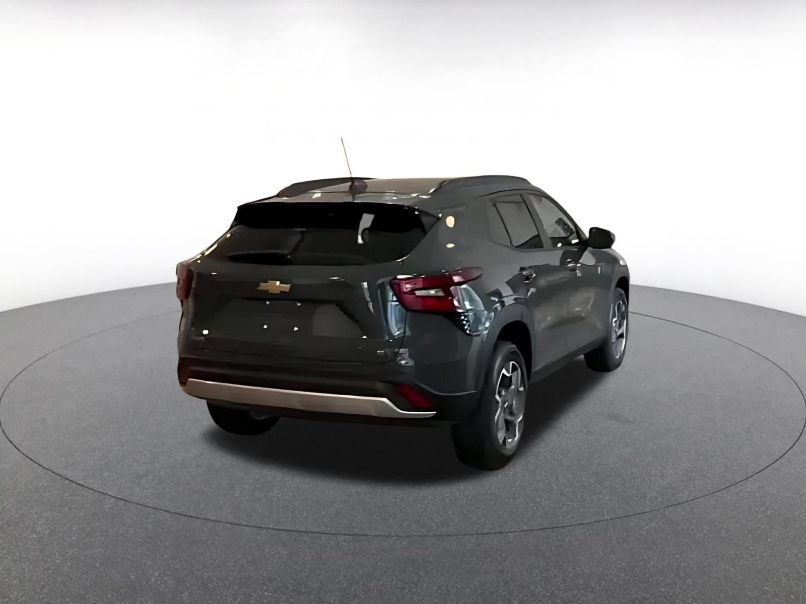 Thumbnail: 2025 Chevrolet Trax - 11