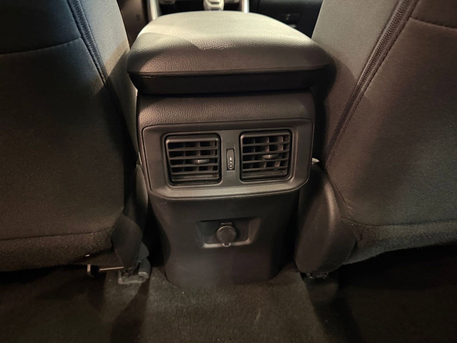 Thumbnail: 2025 Toyota RAV4 - 23