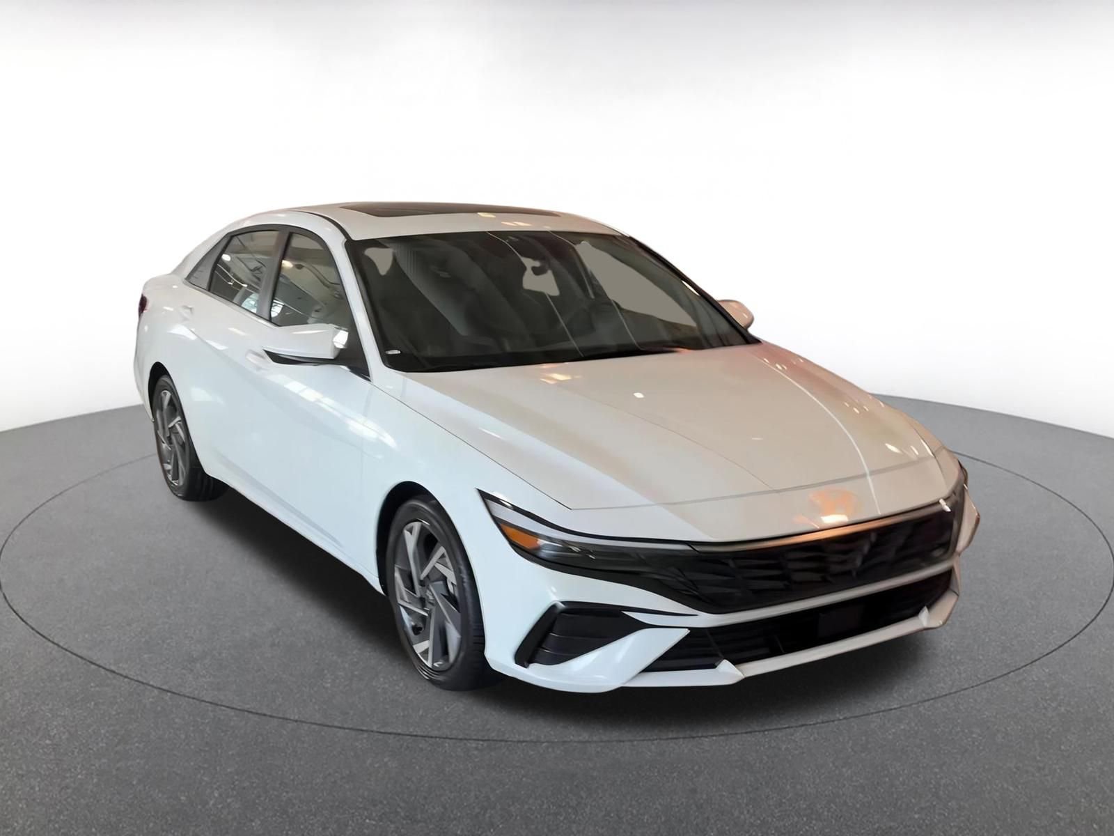 Thumbnail: 2025 Hyundai Elantra - 3