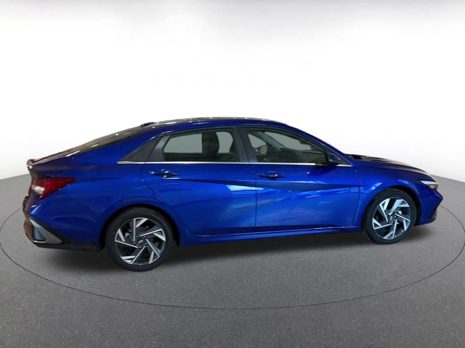 Thumbnail: 2025 Hyundai Elantra - 15