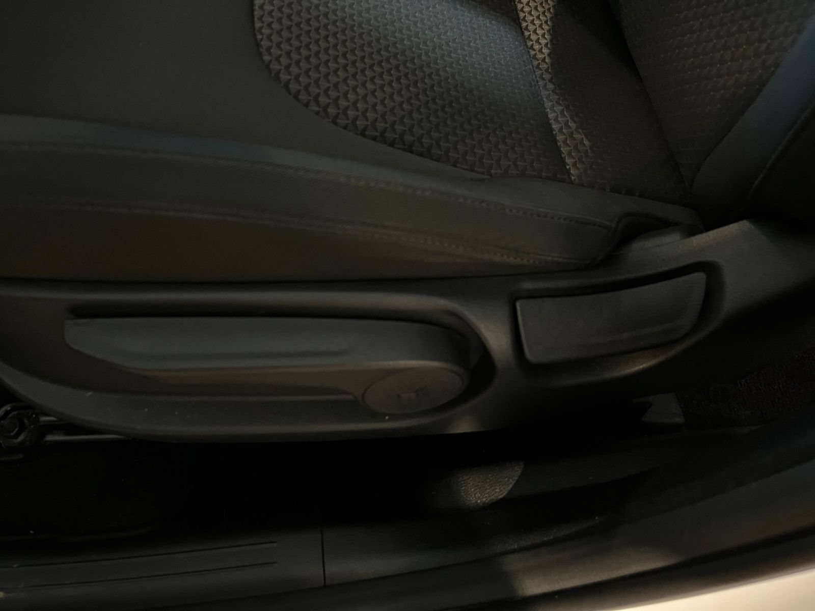 Thumbnail: 2025 Kia Sportage - 22