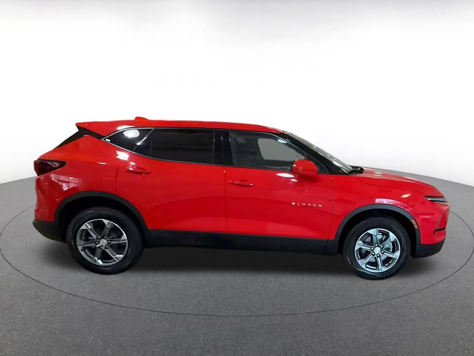 Thumbnail: 2026 Chevrolet Blazer - 15