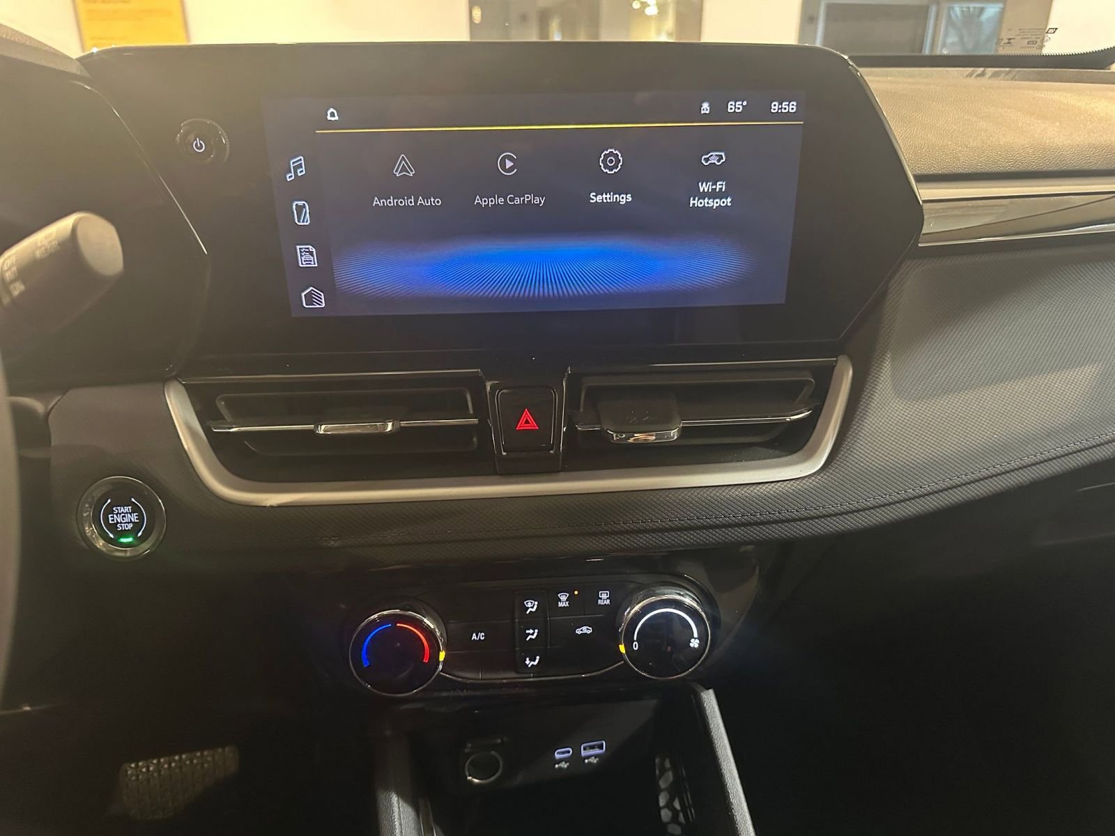 Thumbnail: 2025 Chevrolet TrailBlazer - 18