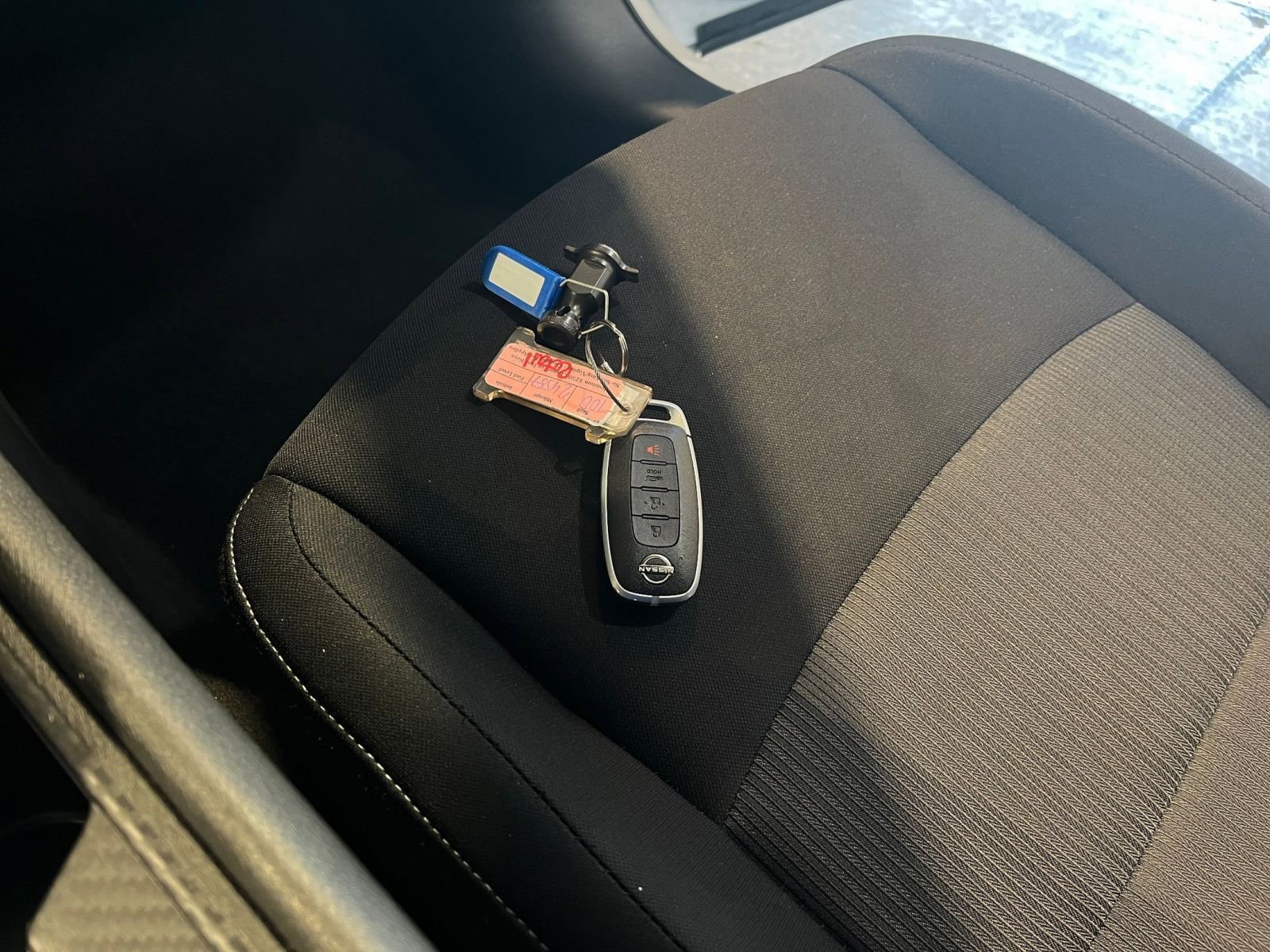 Thumbnail: 2025 Nissan Sentra - 21