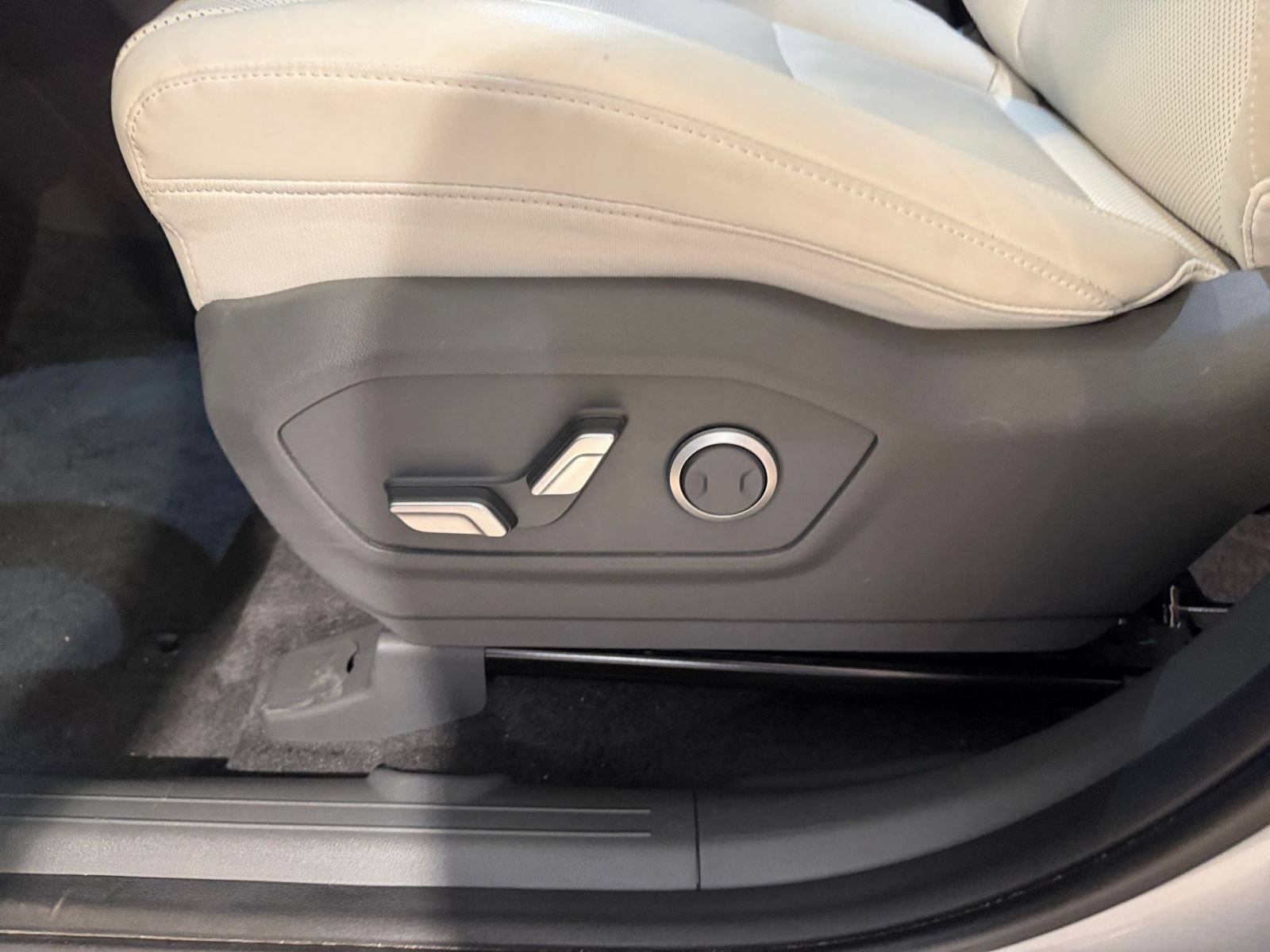 Thumbnail: 2026 Hyundai Santa Fe - 21