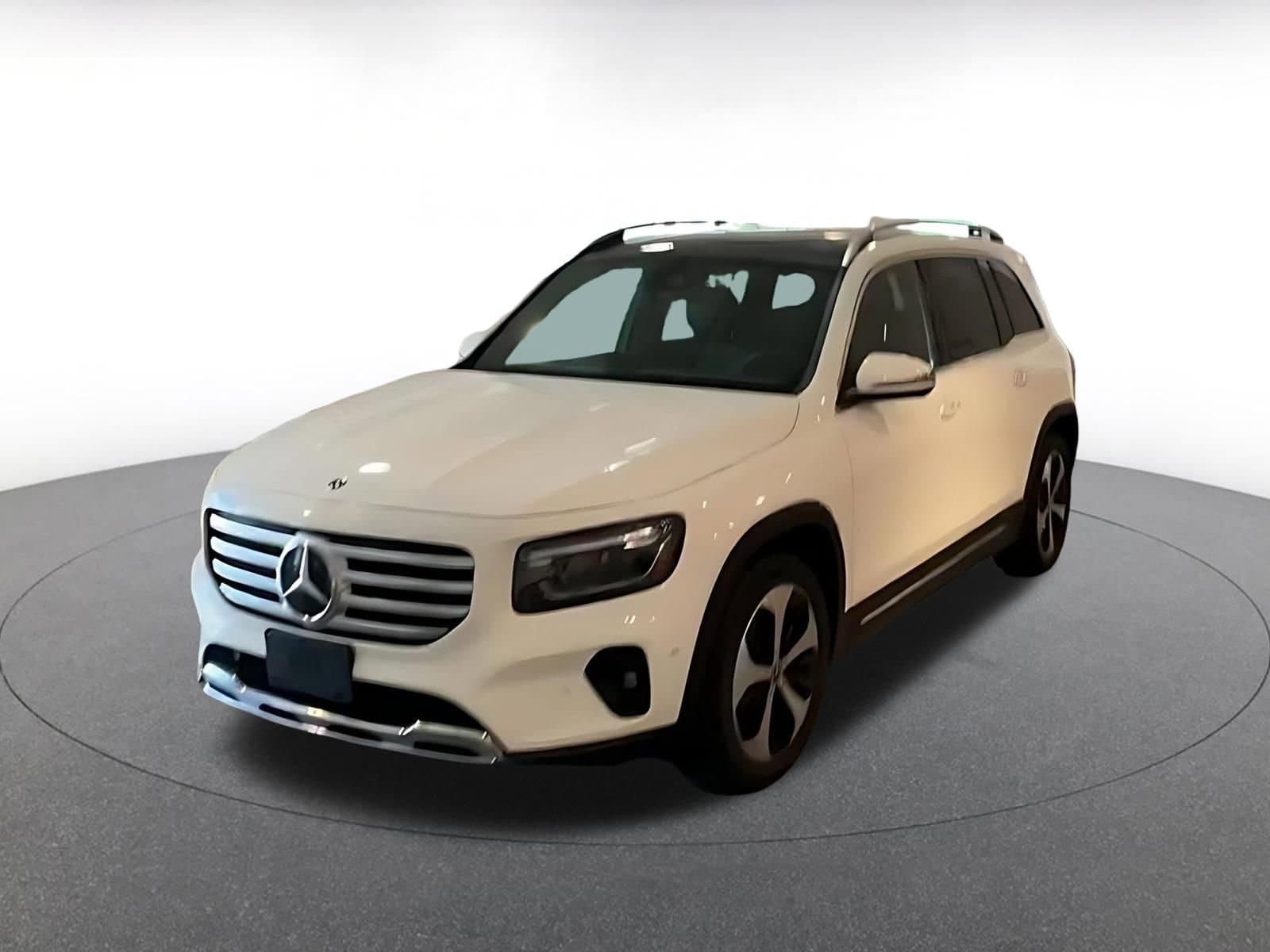 Thumbnail: 2025 Mercedes-Benz GLB - 8