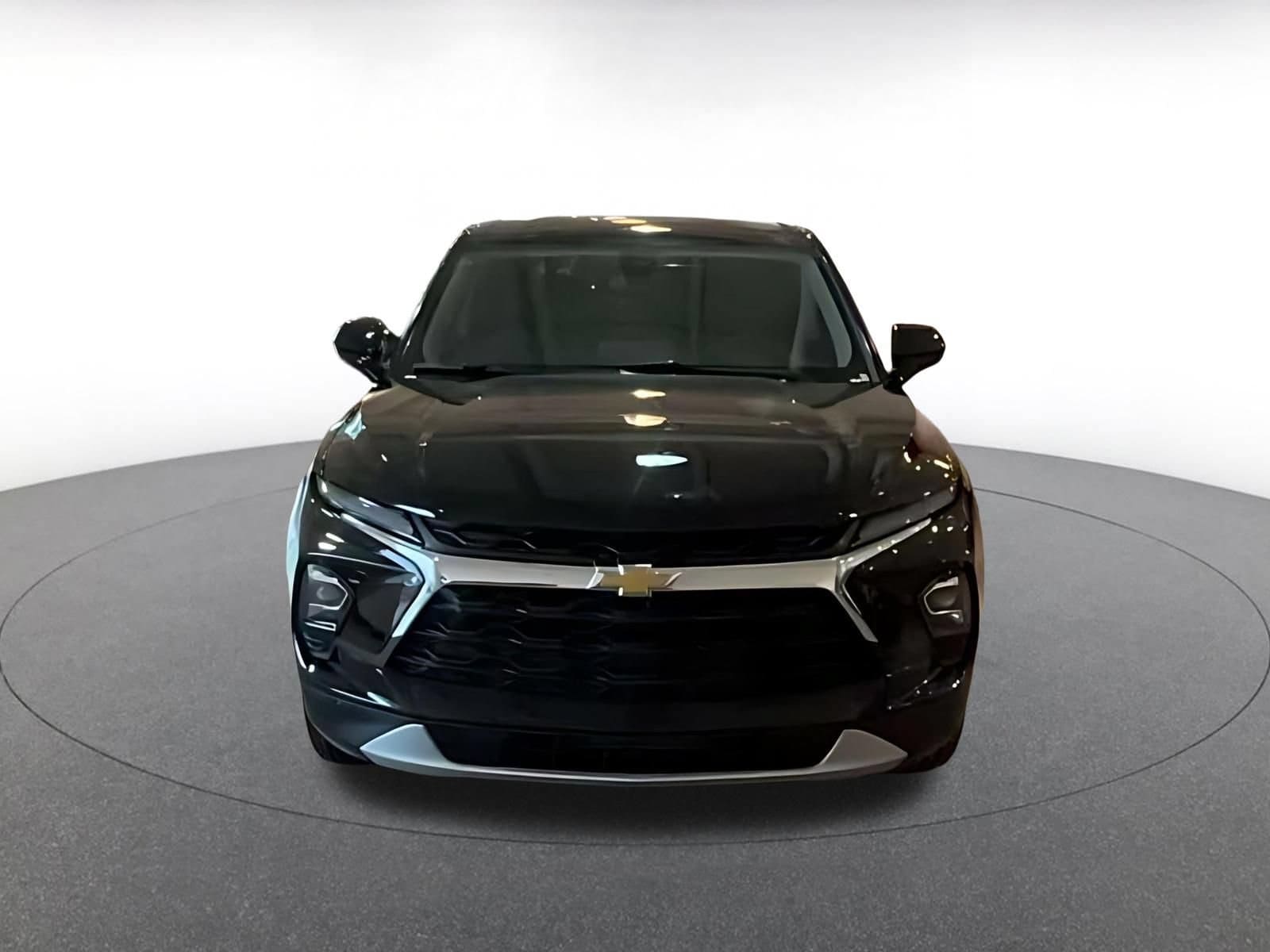 Thumbnail: 2025 Chevrolet Blazer - 4