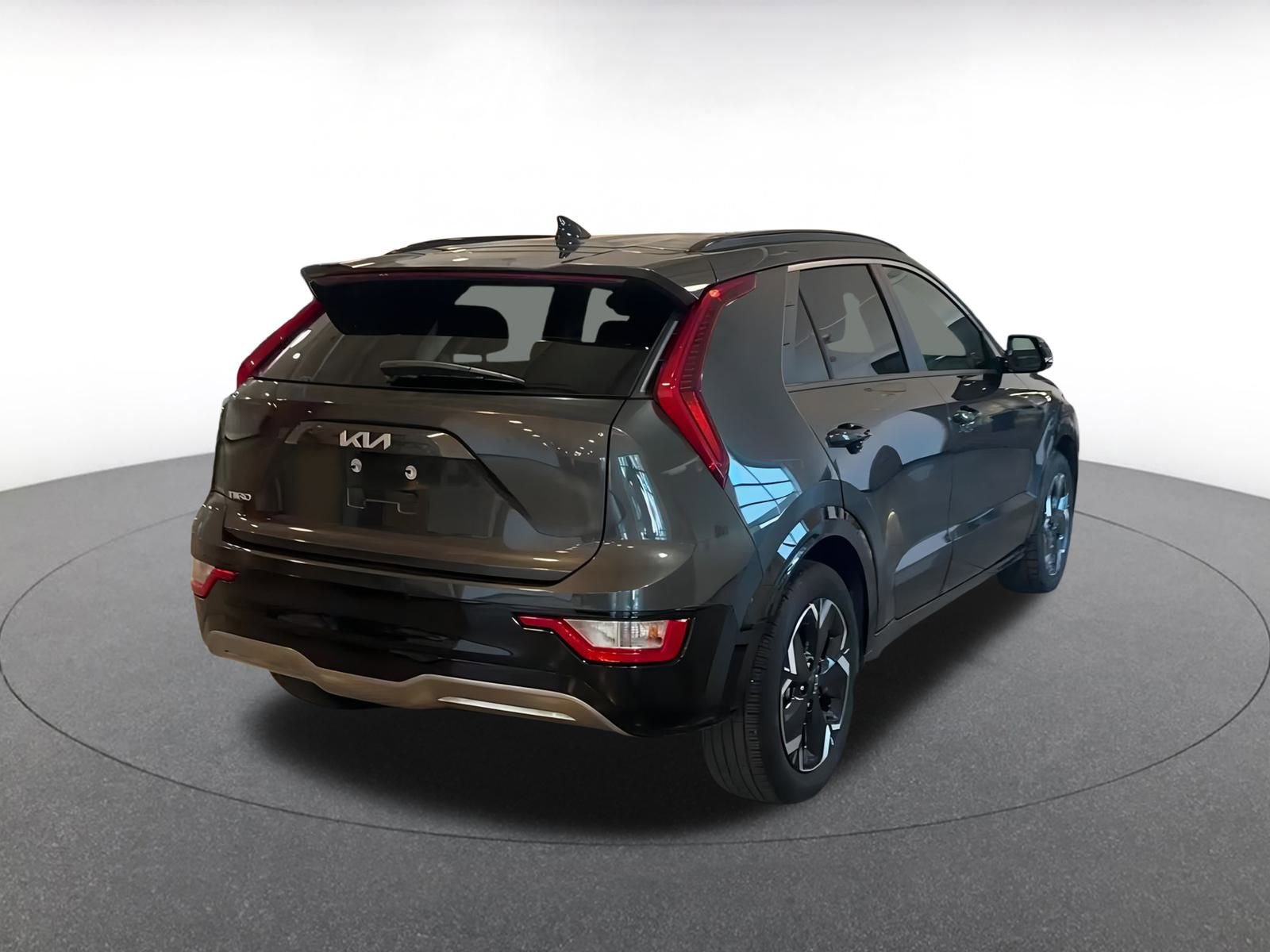 Thumbnail: 2023 Kia Niro - 14