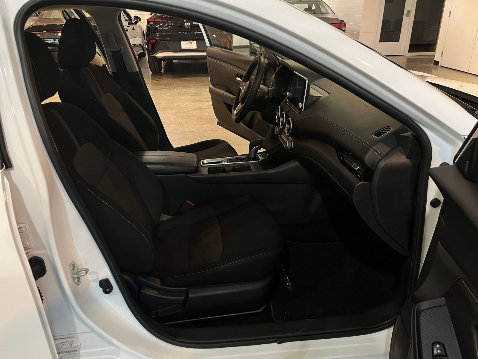 Thumbnail: 2025 Nissan Sentra - 35