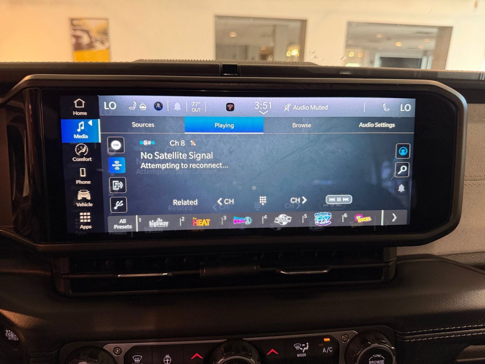 Thumbnail: 2025 Jeep Wrangler - 20