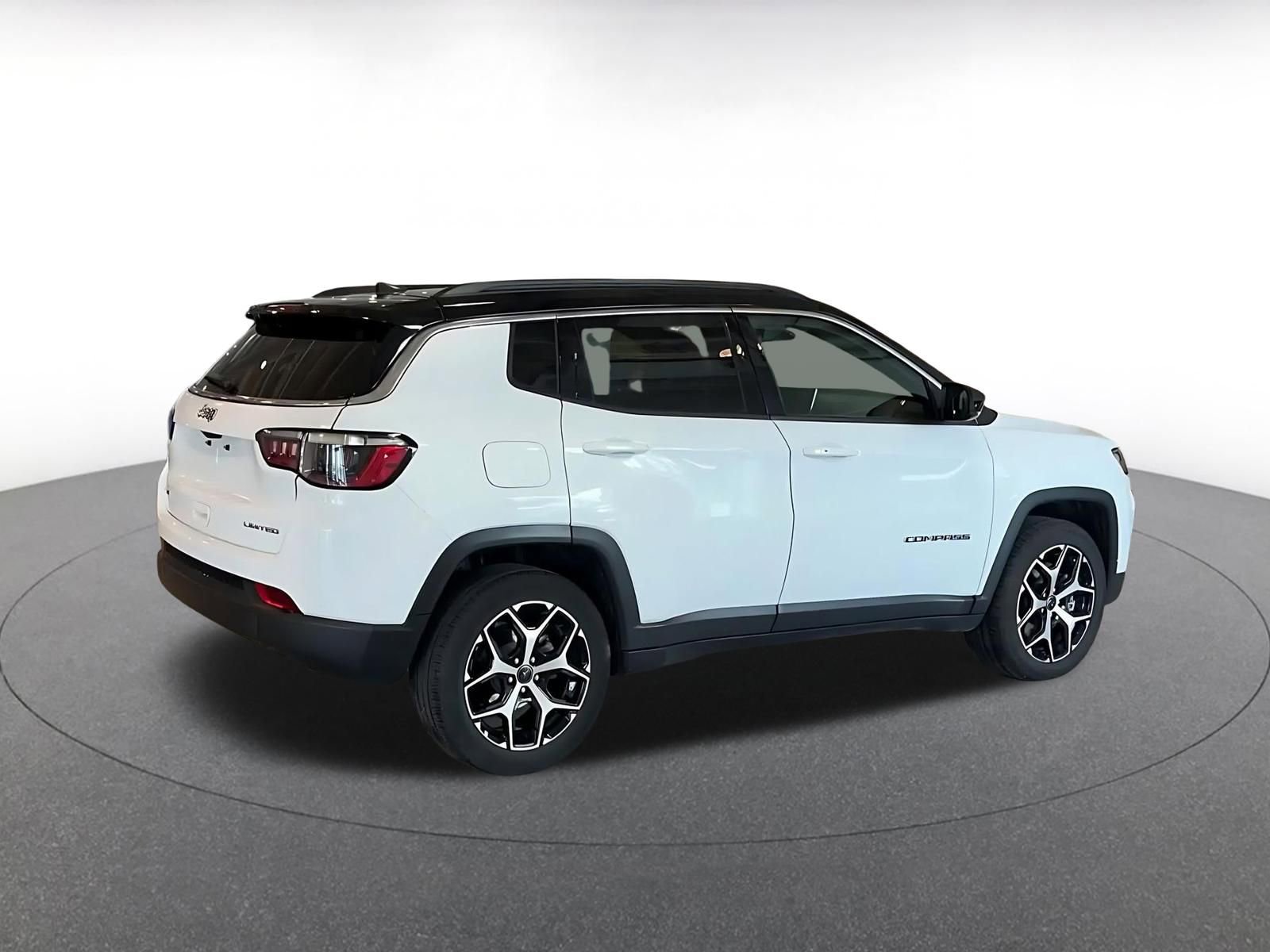 Thumbnail: 2025 Jeep Compass - 15