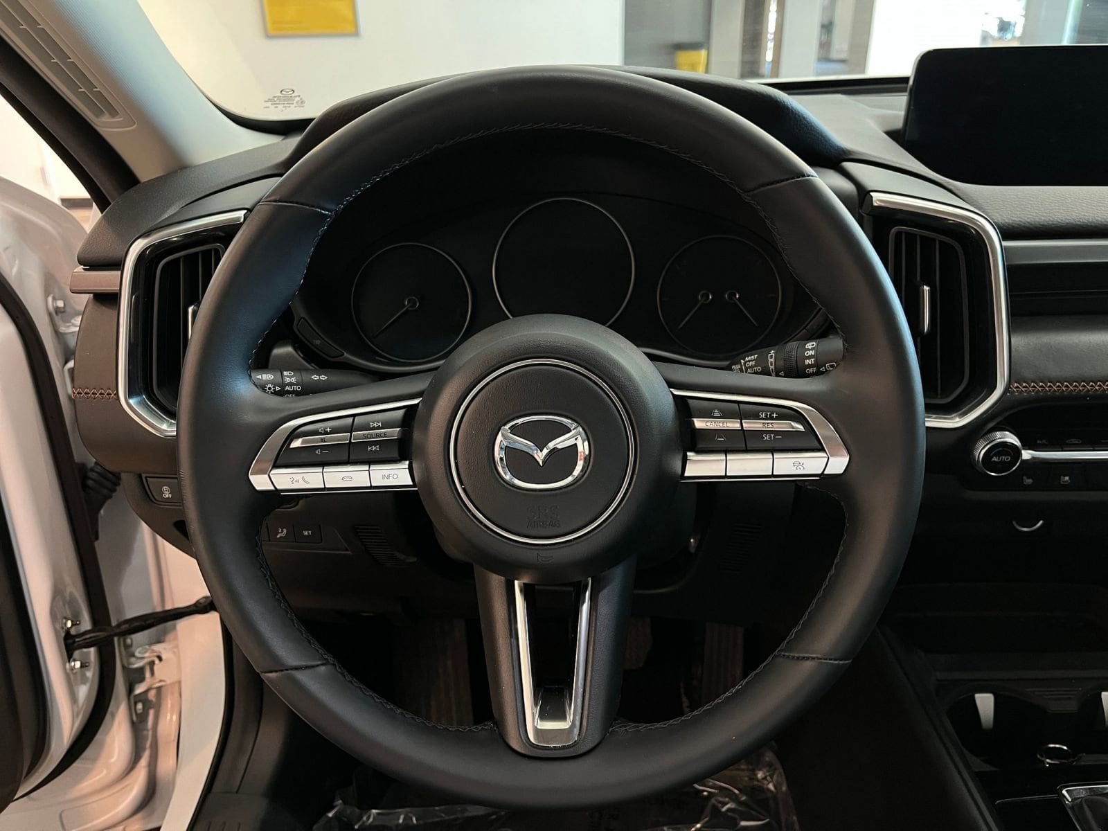 Thumbnail: 2025 Mazda CX-50 - 29