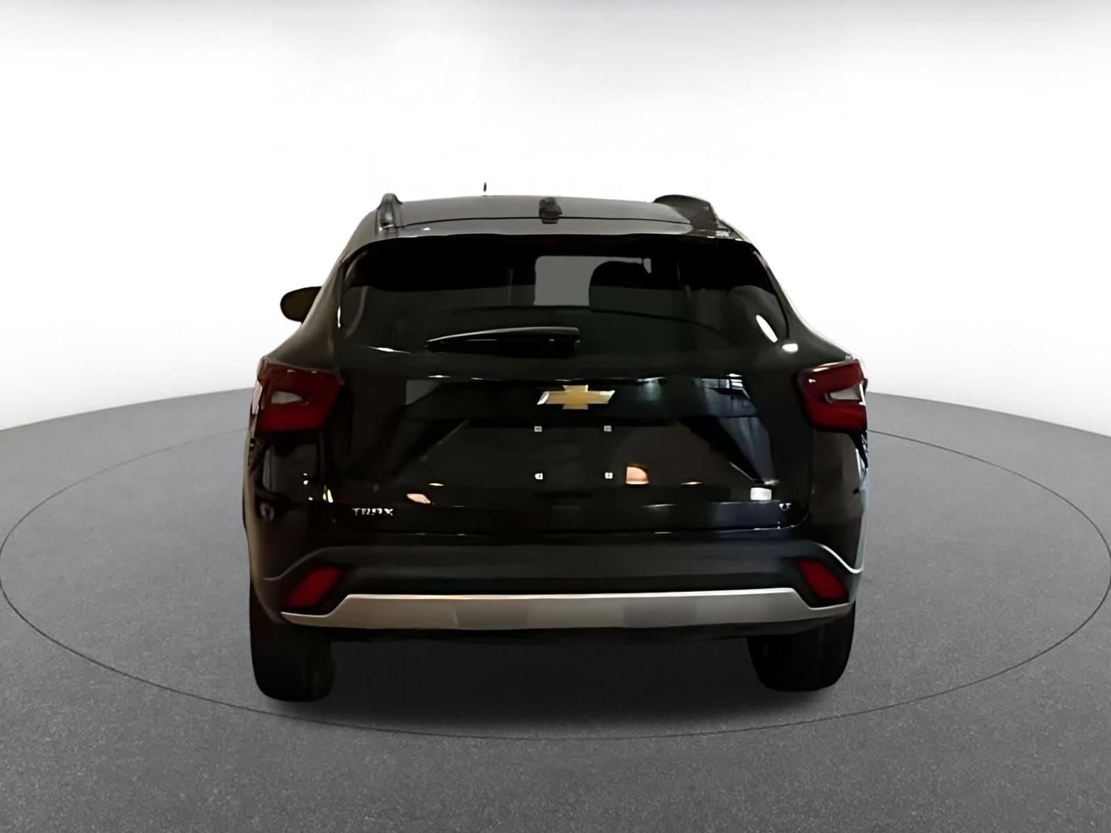 Thumbnail: 2025 Chevrolet Trax - 12