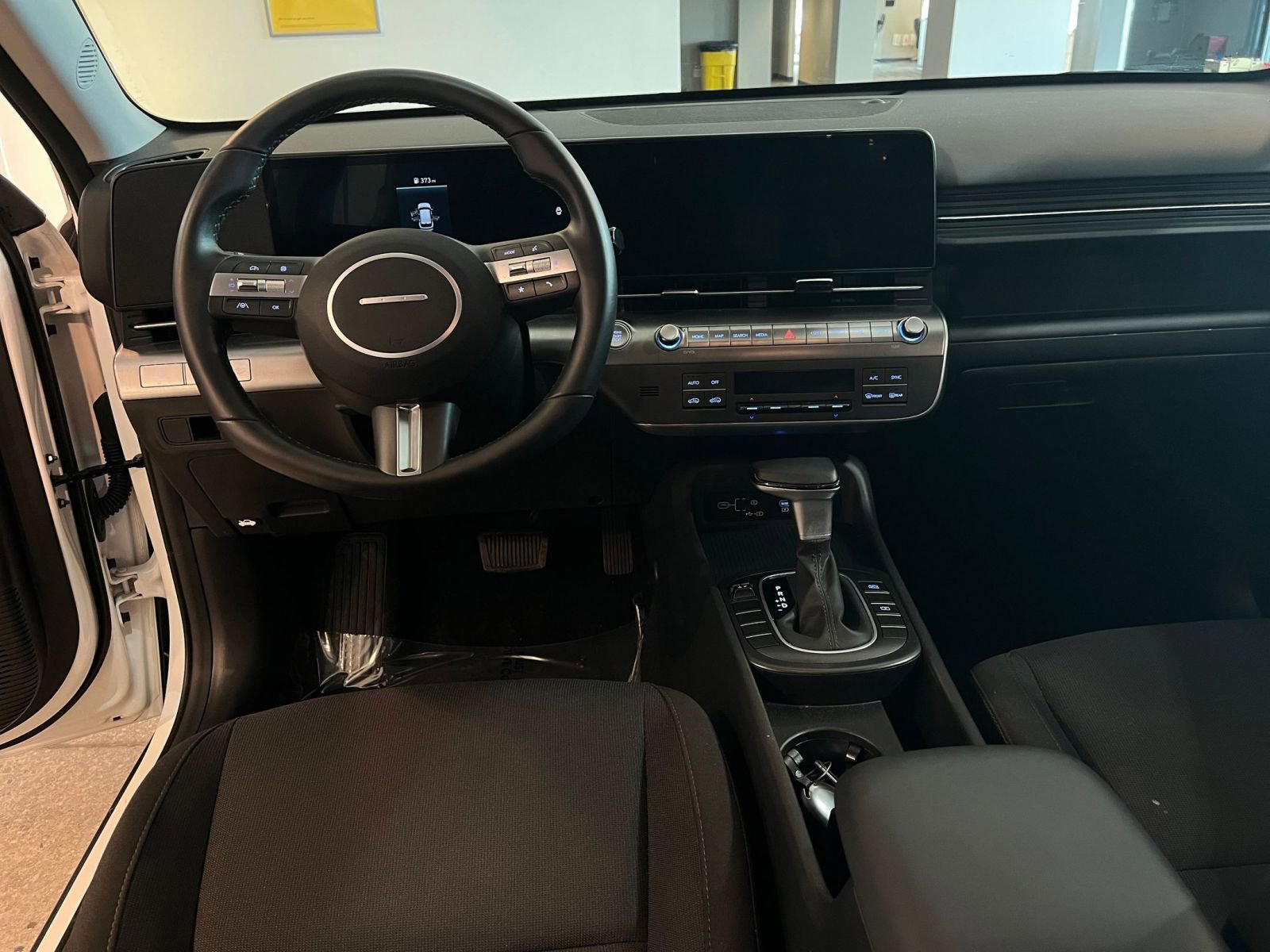 Thumbnail: 2025 Hyundai Kona - 34