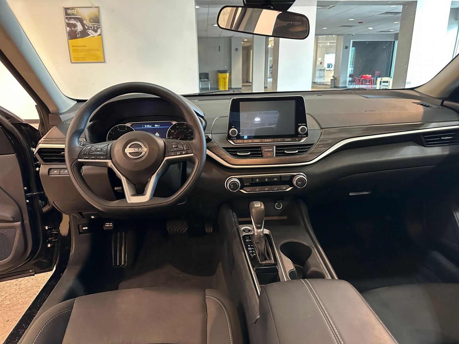 Thumbnail: 2025 Nissan Altima - 32