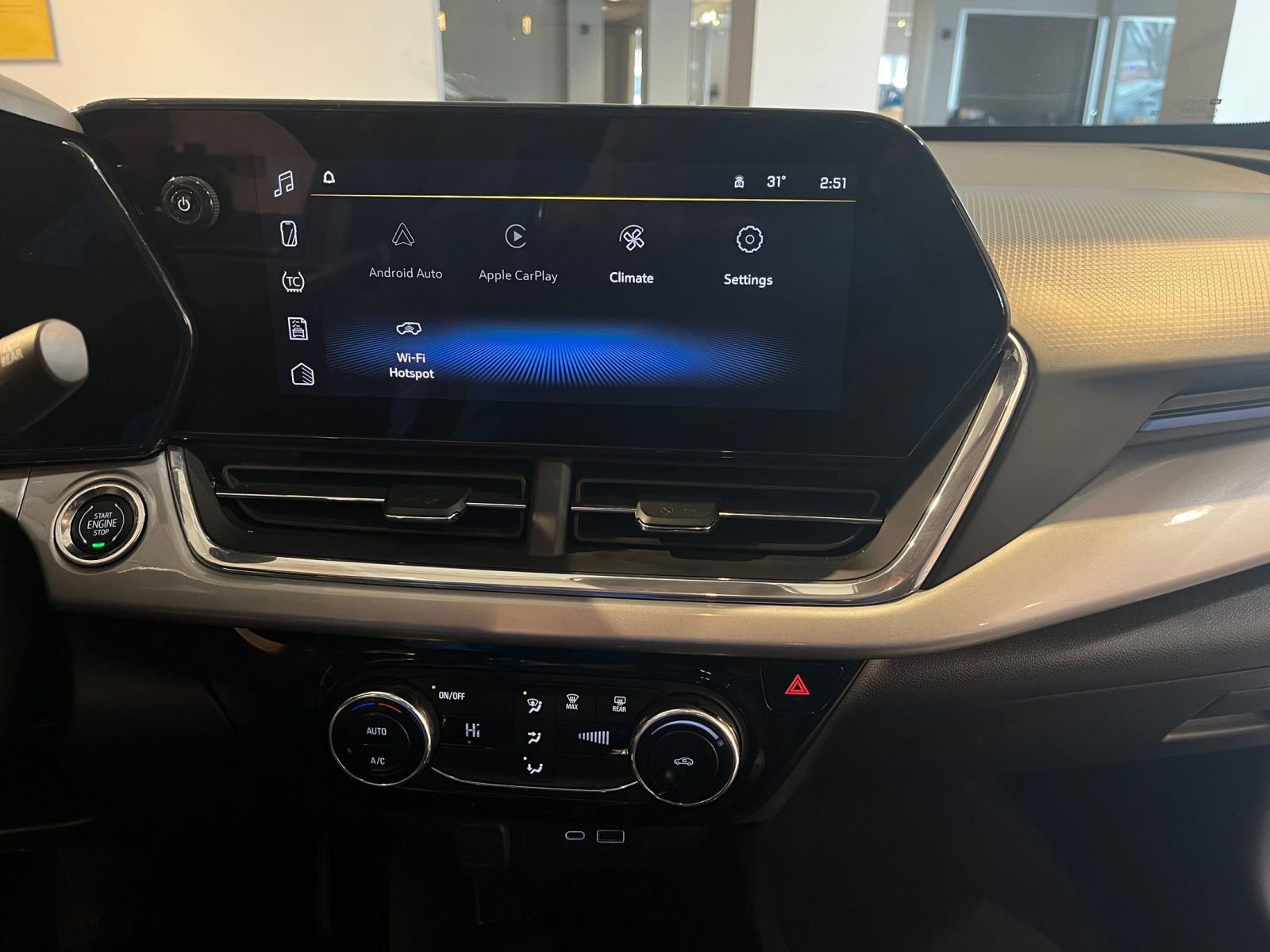 Thumbnail: 2025 Chevrolet Trax - 17