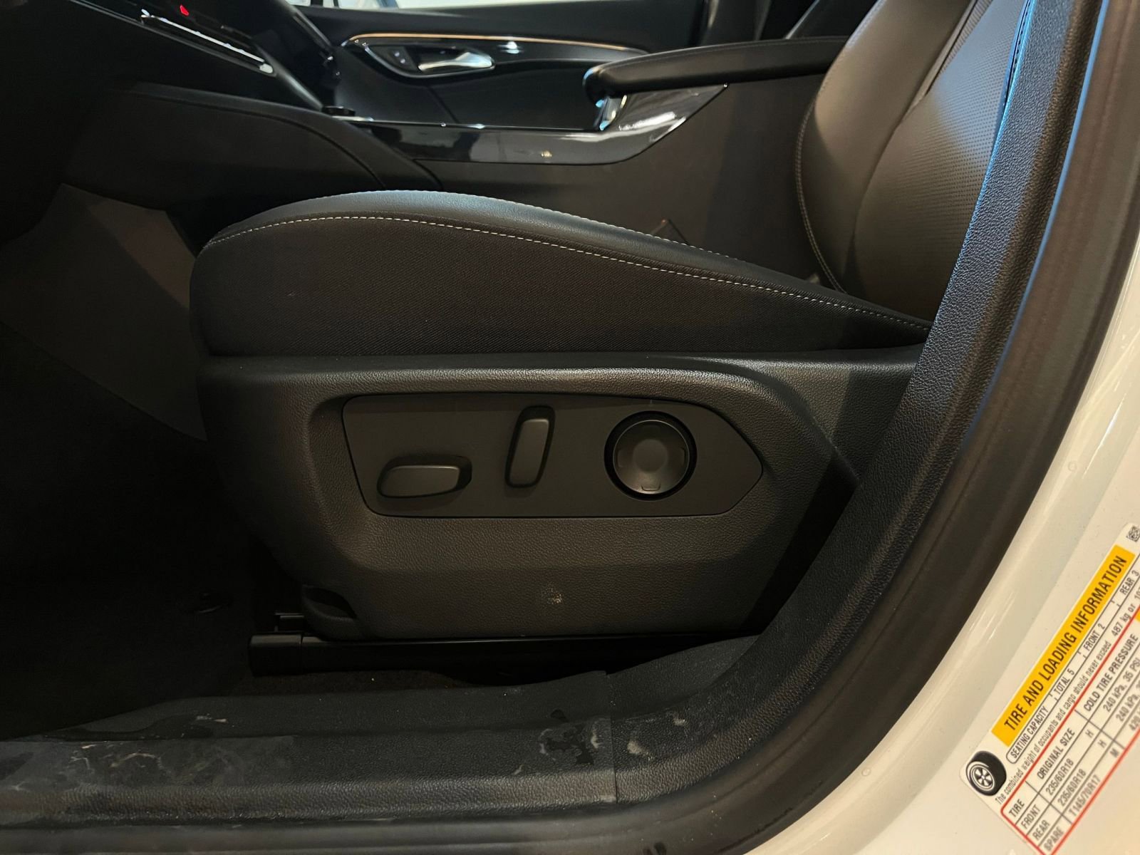 Thumbnail: 2024 Buick Envision - 23