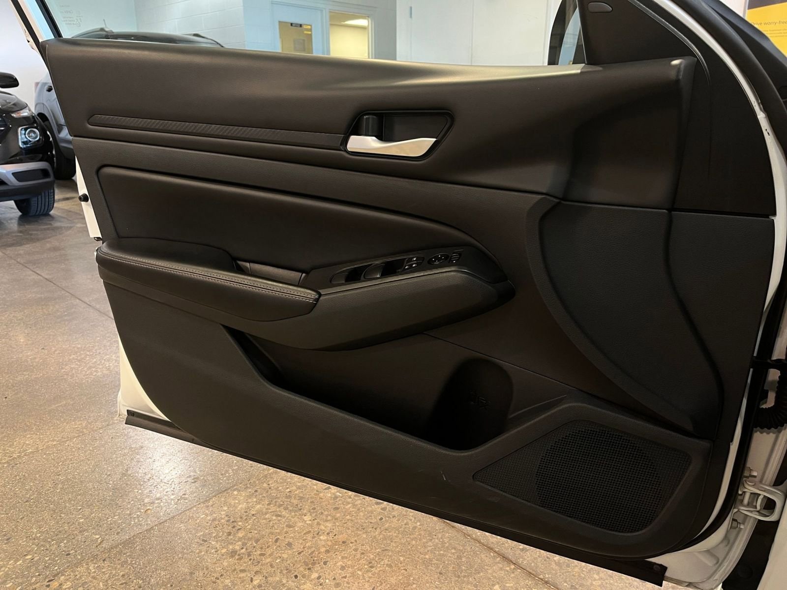 Thumbnail: 2025 Nissan Altima - 20